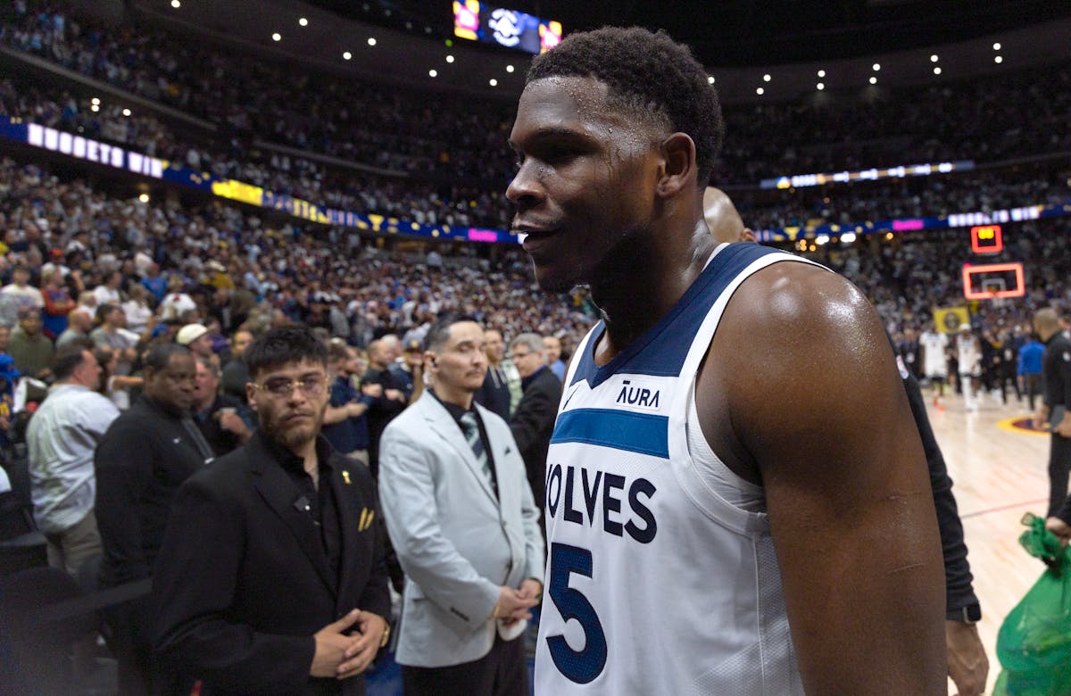 take control of the presentation teams 10 clutch points: Edwards out of sync, Conley out, Denver works refs