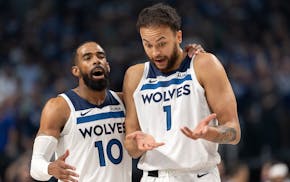 Kyle Anderson, right, might see more floor time after a promising showing against the Mavericks in Game 3.