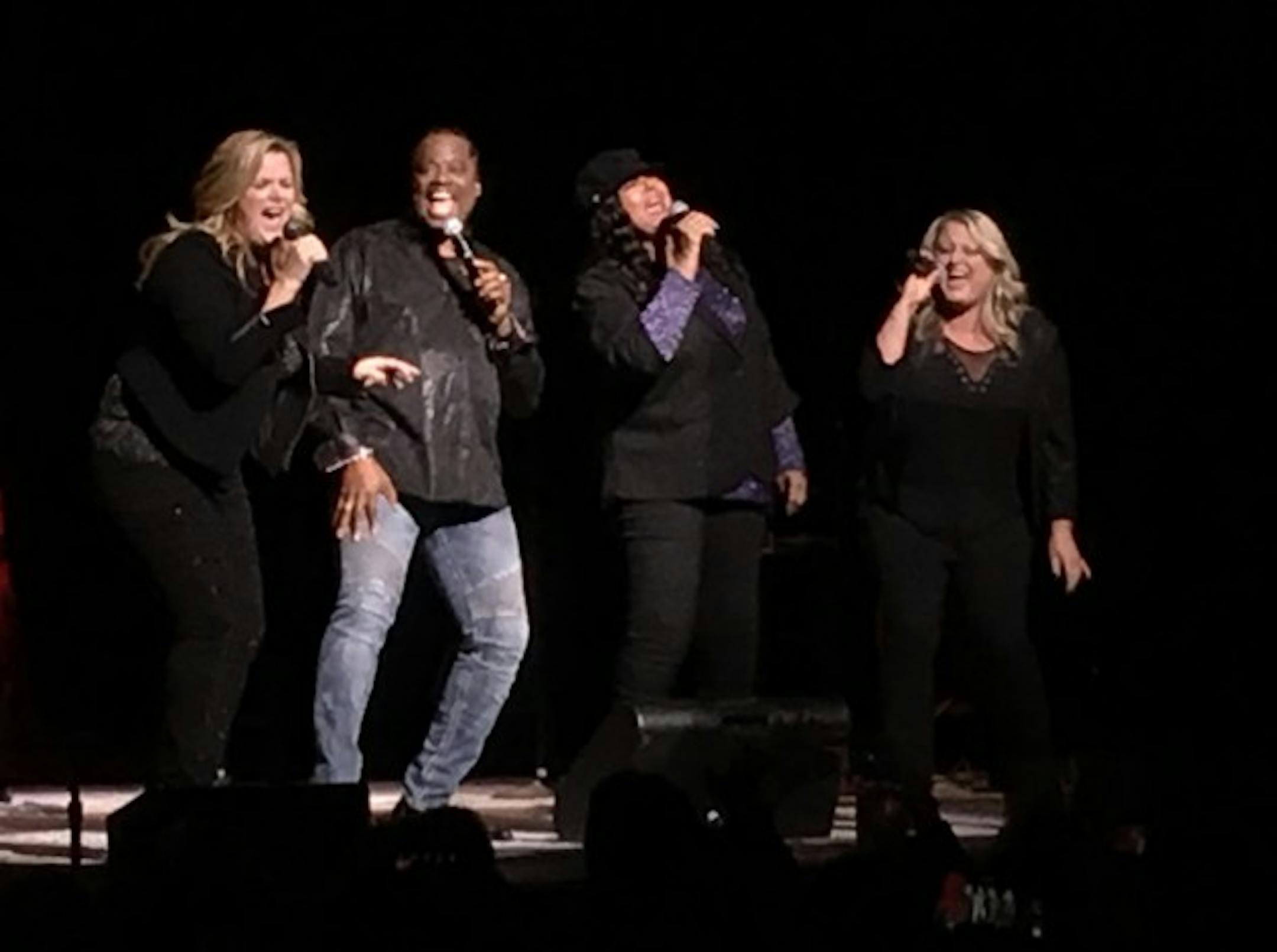 Trisha Yearwood, Robert Bailey, Vicki Hampton and Karyn Rochelle harmonize at the Orpheum