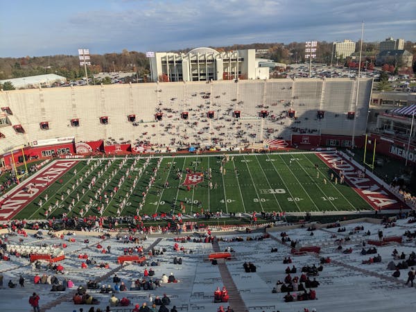 The Gophers and Indiana went through pregame warmups on Saturday at Memorial Stadium.