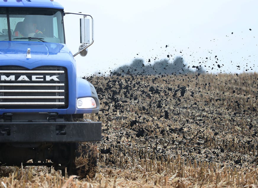 Metropolitan Council biosolids from its Empire wastewater plant were spread on a 100 acre harvested corn field.] DAVID JOLES &#x2022; david.joles@startribune.com Human waste becomes manure for cropland twice a year, when the Metropolitan Council sends biosolids from its Empire wastewater plant to nearby farms and was seen Wednesday, Nov, 20, 2019, in Farmington, MN. The plant will soon undergo $23 million in upgrades, such as expanding the pad where human waste is stored outside to dry.