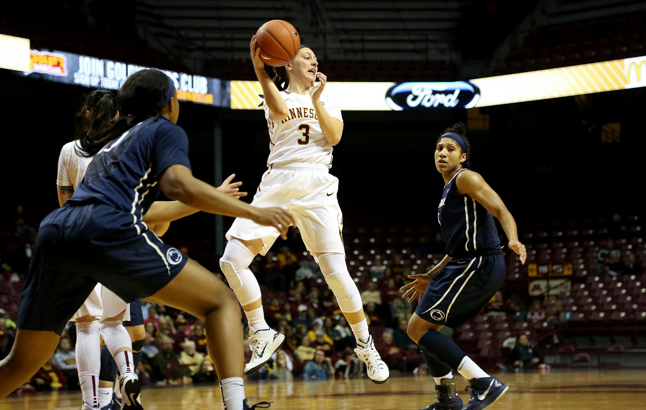 Shayne Mullaney passed the ball out after cutting to the basket during the first half.