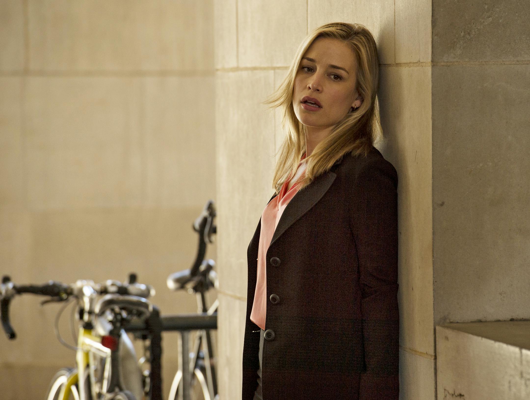 COVERT AFFAIRS -- "Dig For Fire" Episode 402 -- Pictured: Piper Perabo as Annie Walker -- (Photo by: David Giesbrecht/USA Network) ORG XMIT: Season:4