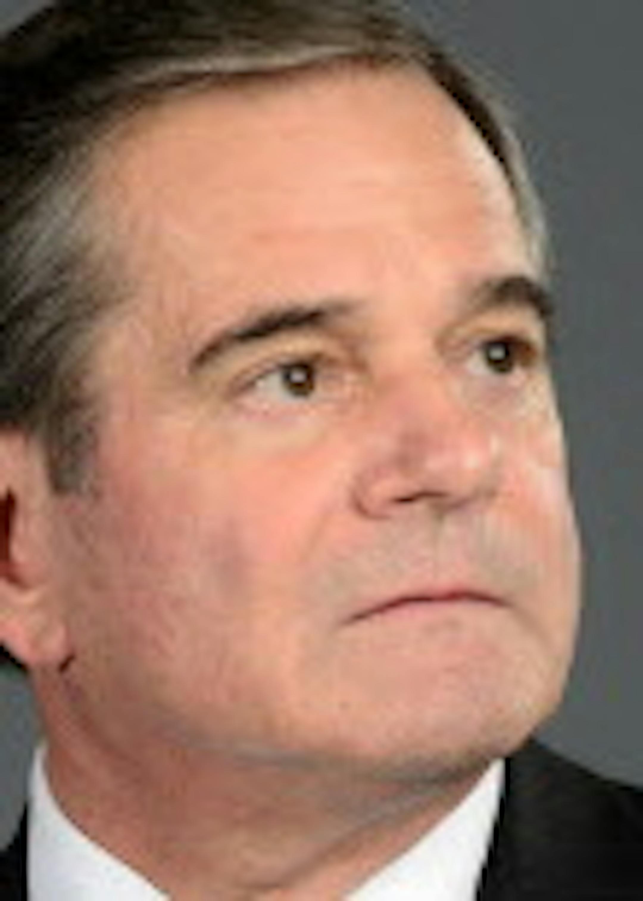 John De Clue, Chief Investment Officer, The Private Client Reserve, U.S.Bancorp 2012 S&P prediction: 1575.  Star Tribune's annual Investors Roundtable. Wednesday, December 4, 2013 ] GLEN STUBBE * gstubbe@startribune.com