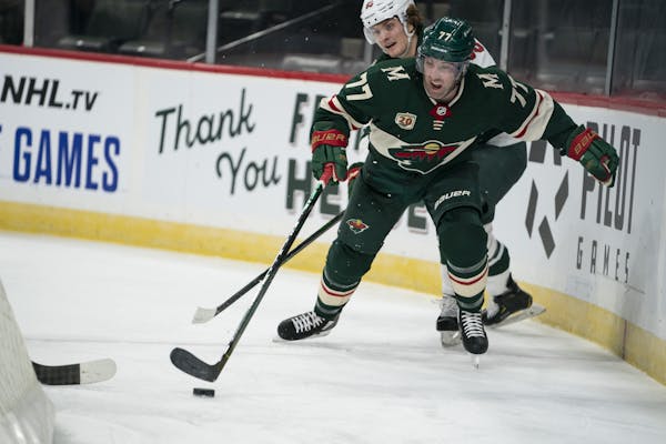 Wild sets roster for opener. Mayhew and Hunt win final spots