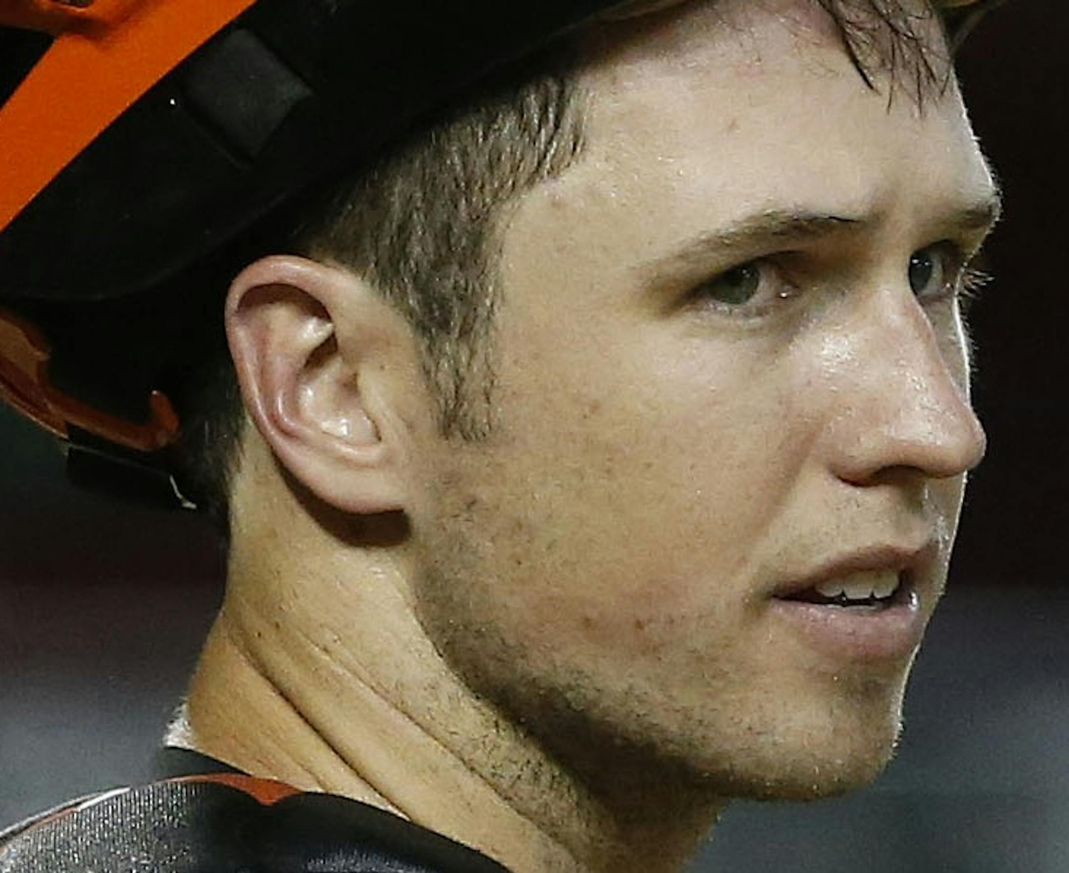 San Francisco Giants' Buster Posey pauses between pitches against the Arizona Diamondbacks in the fourth inning of a baseball game on Saturday, Aug. 31, 2013, in Phoenix. The Diamondbacks defeated the Giants 4-3. (AP Photo/Ross D. Franklin) ORG XMIT: NYOTK