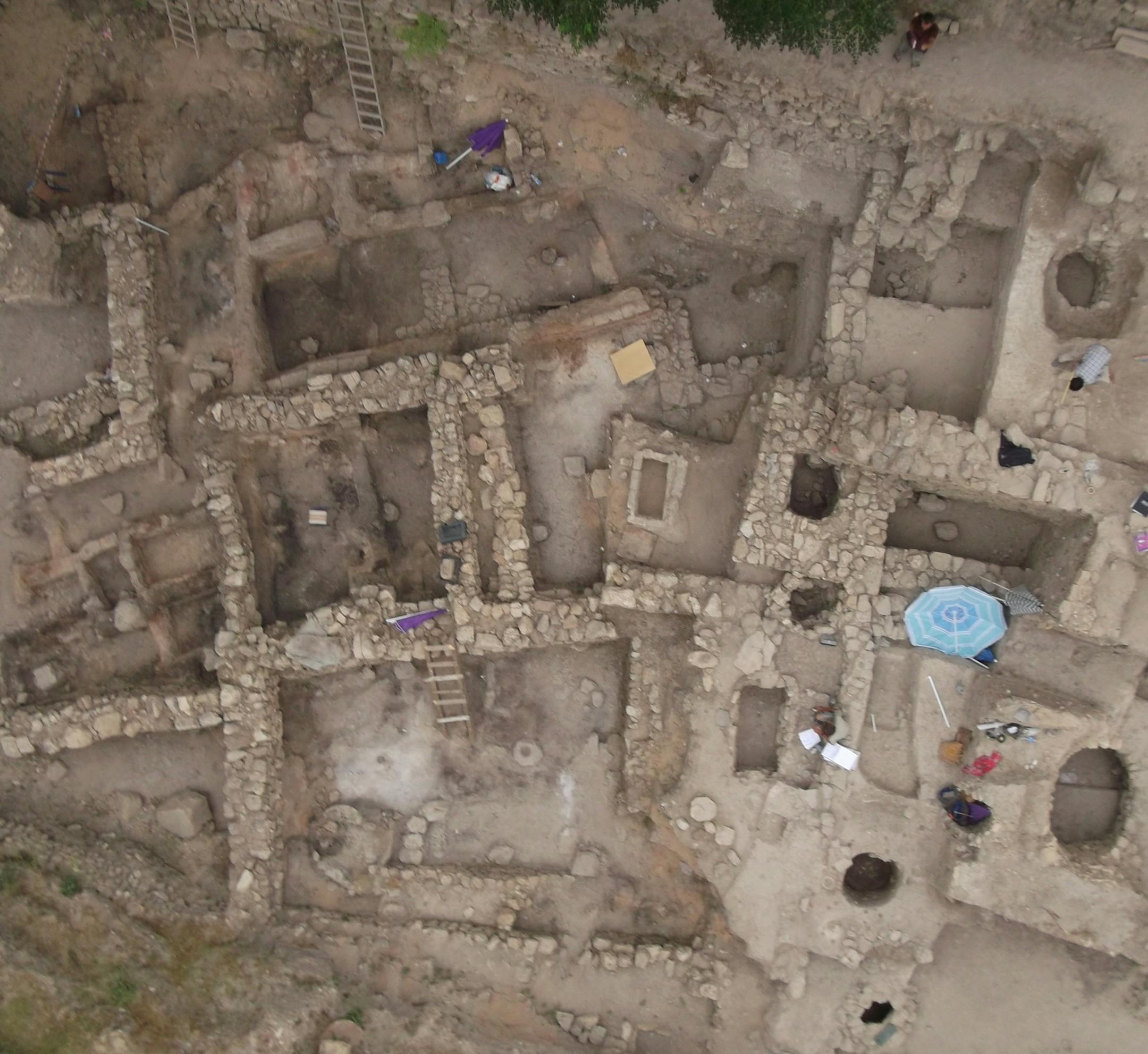 An aerial view of the Sidon excavation site. (Claude Doumet-Serhal/The Sidon Excavation/TNS) ORG XMIT: 1207436