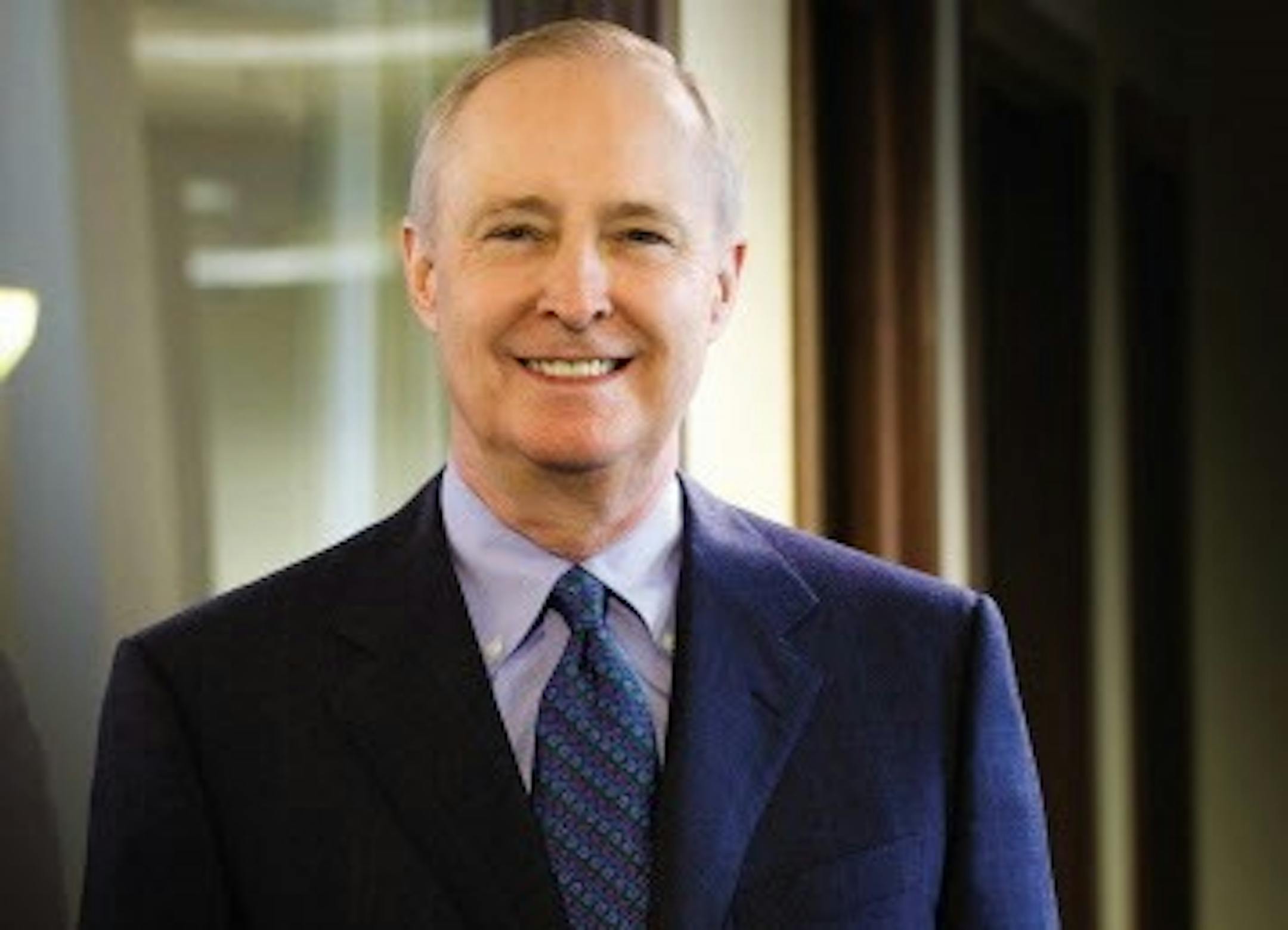 Jon Theobald, chairman and CEO of St. Paul investment management firm Mairs & Power since 2012, will retire at the end of 2017.