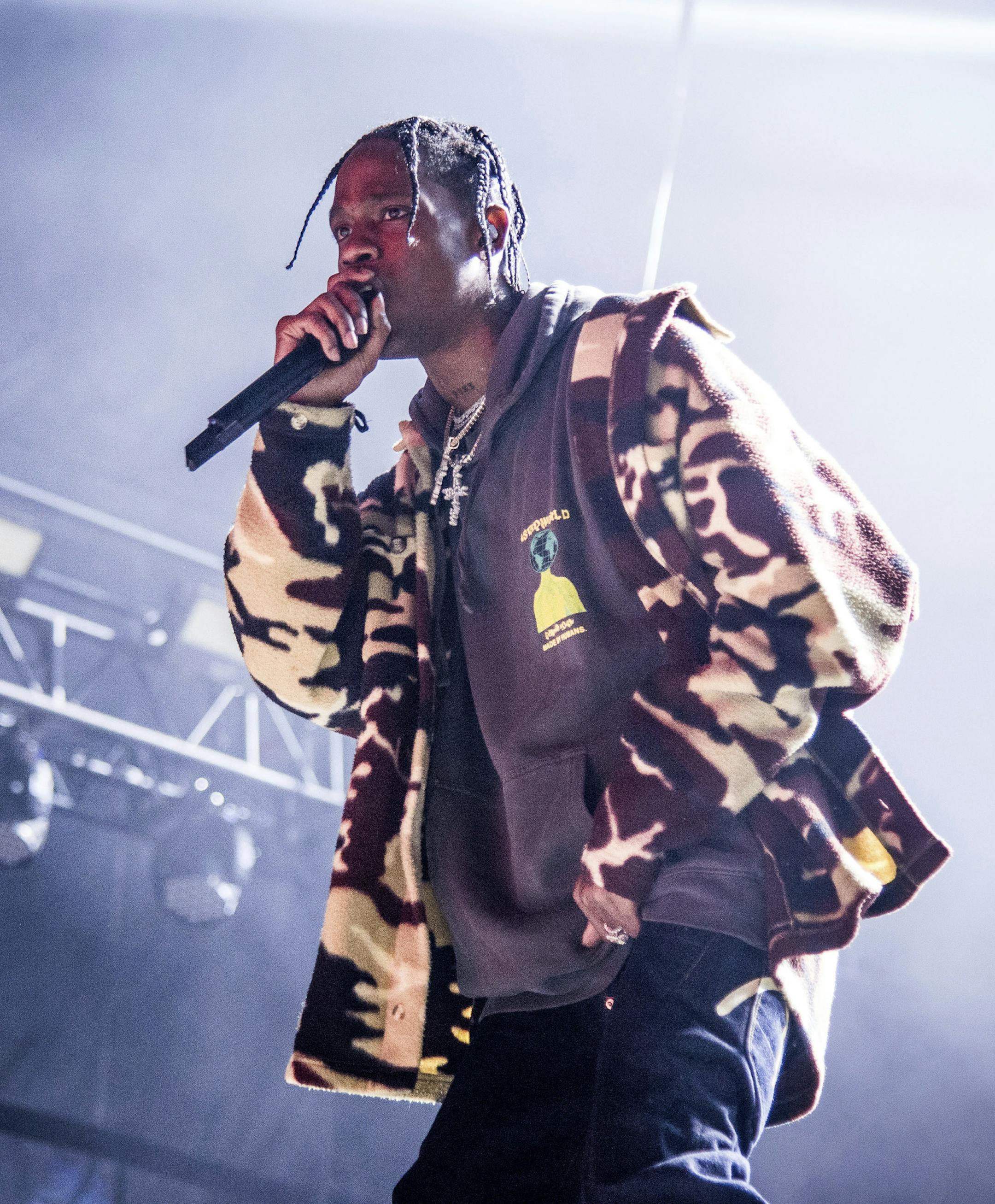Travis Scott performs at the Okeechobee Music and Arts Festival on Saturday, March 3, 2018, in Okeechobee, Fla. (Photo by Amy Harris/Invision/AP)