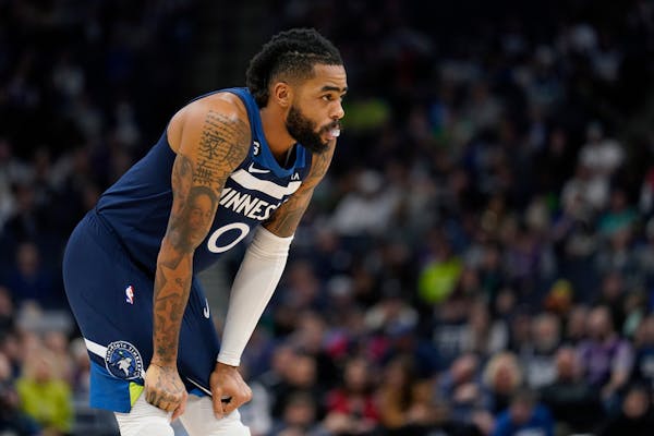 Timberwolves still have a Russell problem to solve