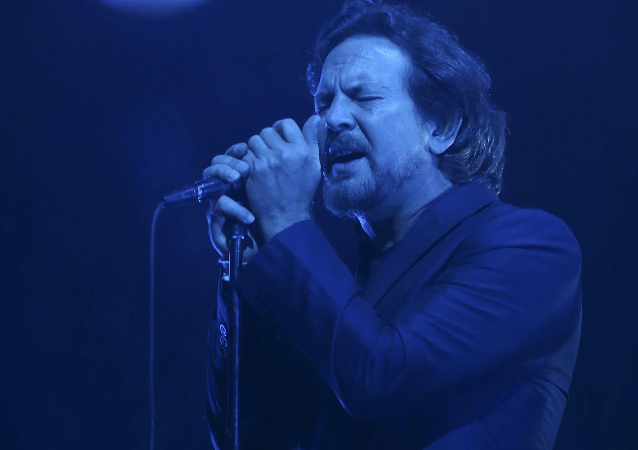 Eddie Vedder early in Pearl Jam's set Sunday night at Xcel Energy Center. ] JEFF WHEELER ‚Ä¢ jeff.wheeler@startribune.com Pearl Jam performed at Xcel Energy Center in St. Paul Sunday night, October 20, 2014.