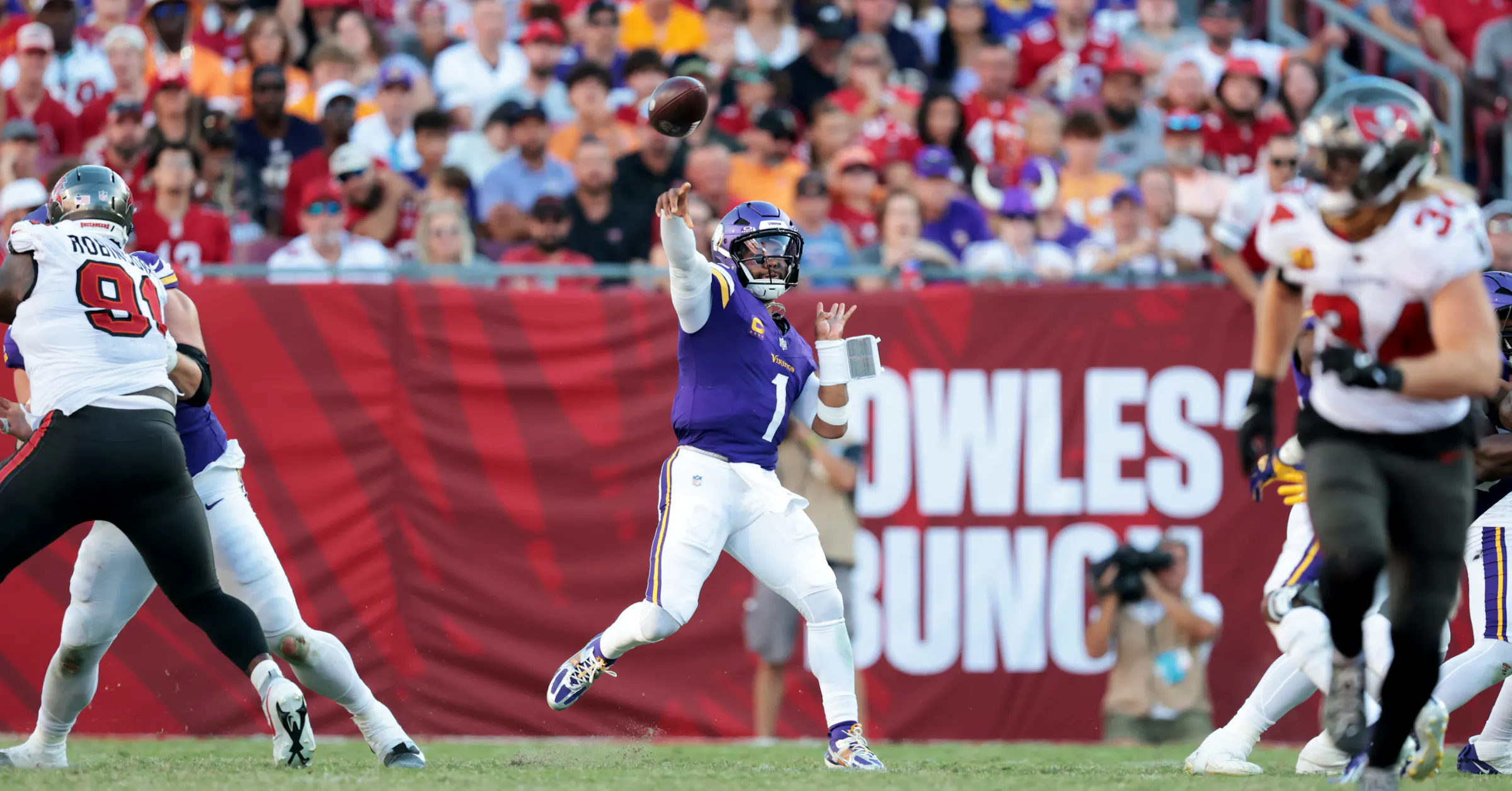 Vikings escape with win in Kyler Murray’s return, but offensive problems ...