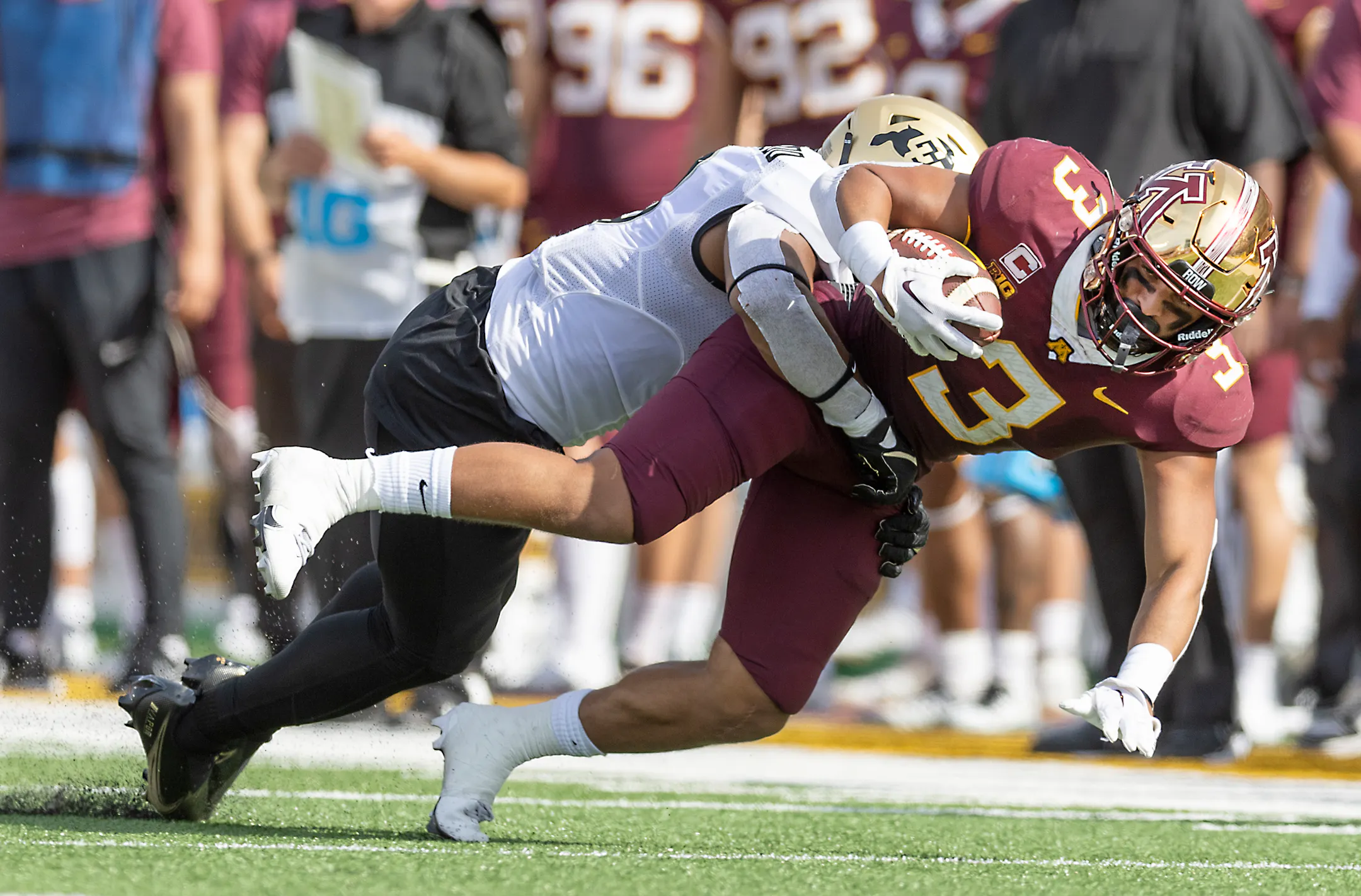 Gophers steamroll Colorado 49-7 but lose receiver Chris Autman-Bell to ...