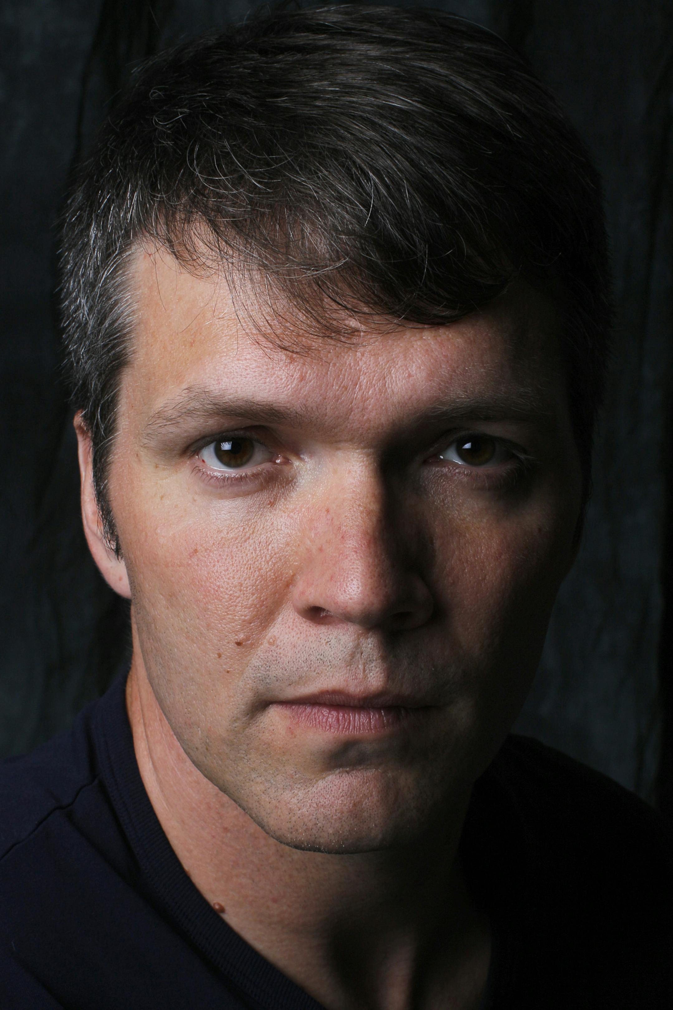 TOM WALLACE • twallace@startribune.com Assignment #20013946B Slug: art091210 Date: august 27, 2010 “Fresh Faces” for the 2010 Fall arts lineup for music theaters and dance toupes_THIS PHOTO:] At the Southern theater, Carl Flink.