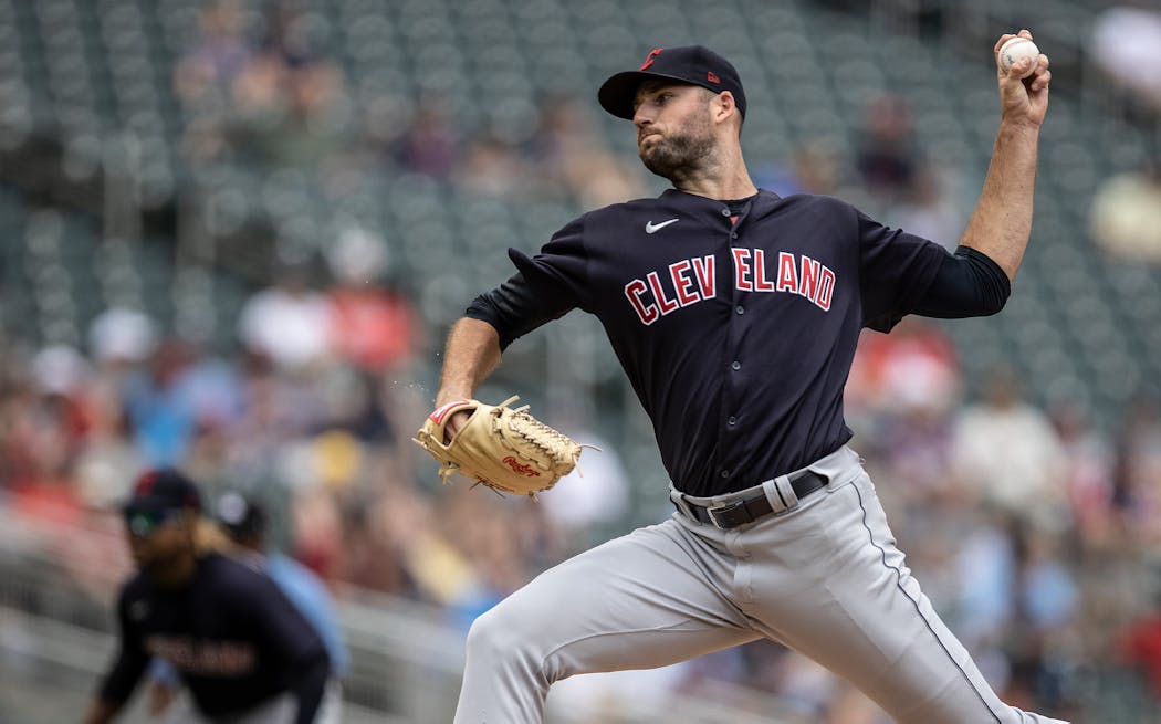 Cleveland starter and former Mounds View pitcher Sam Hentges gave up homers to the Twins’ Andrelton Simmons and Josh Donaldson in Minnesota’s 8-2 victory at Target Field on Sunday.