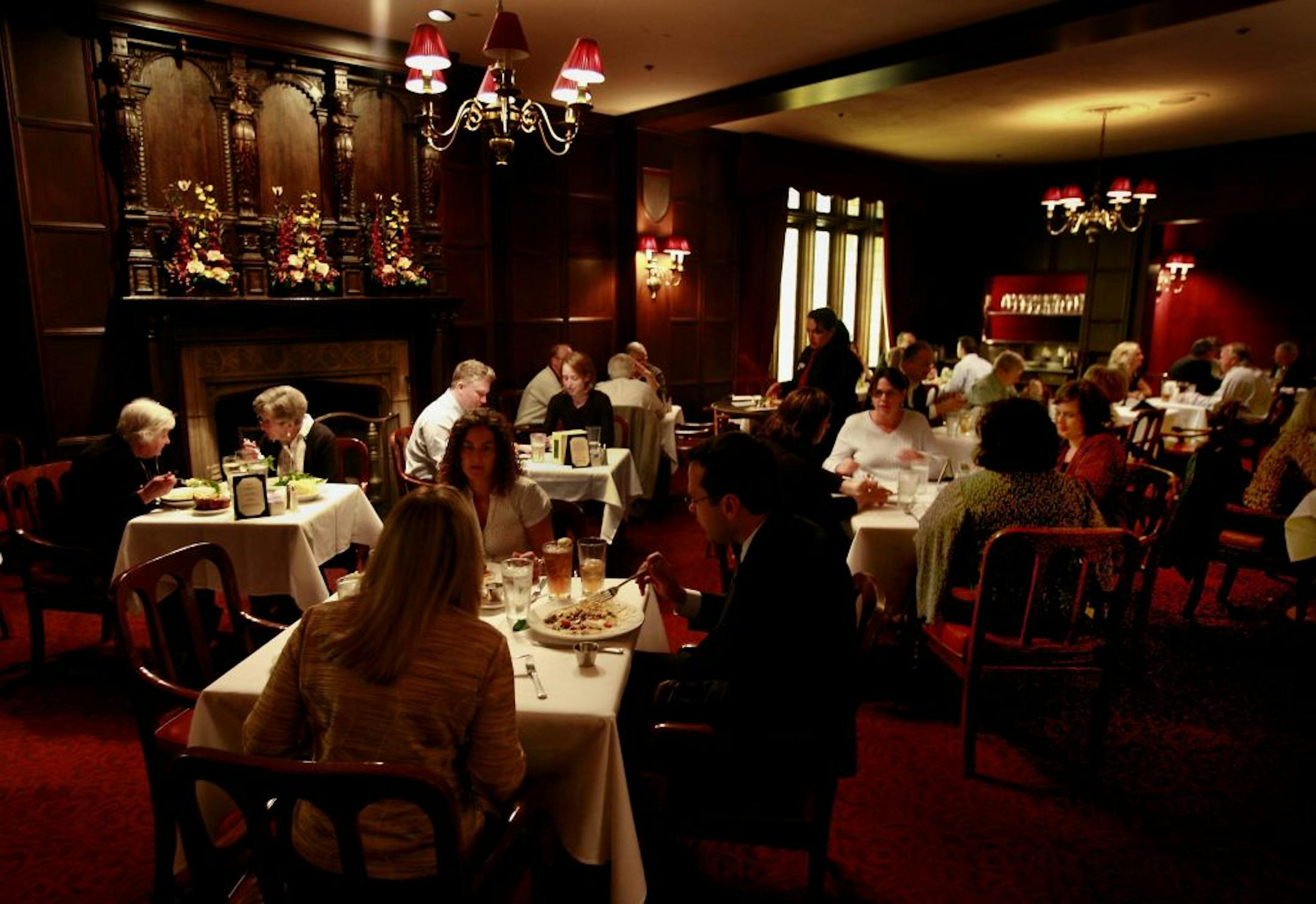 Steve Rice � srice@startribune.com Minneaoplis, 09/10/2007 - The Oak Grill is marking their 60th anniversary, located on the 12th Floor of Macy's in downtown Minneapolis, lunch patrons enjoy the food and the room's old-world charm.