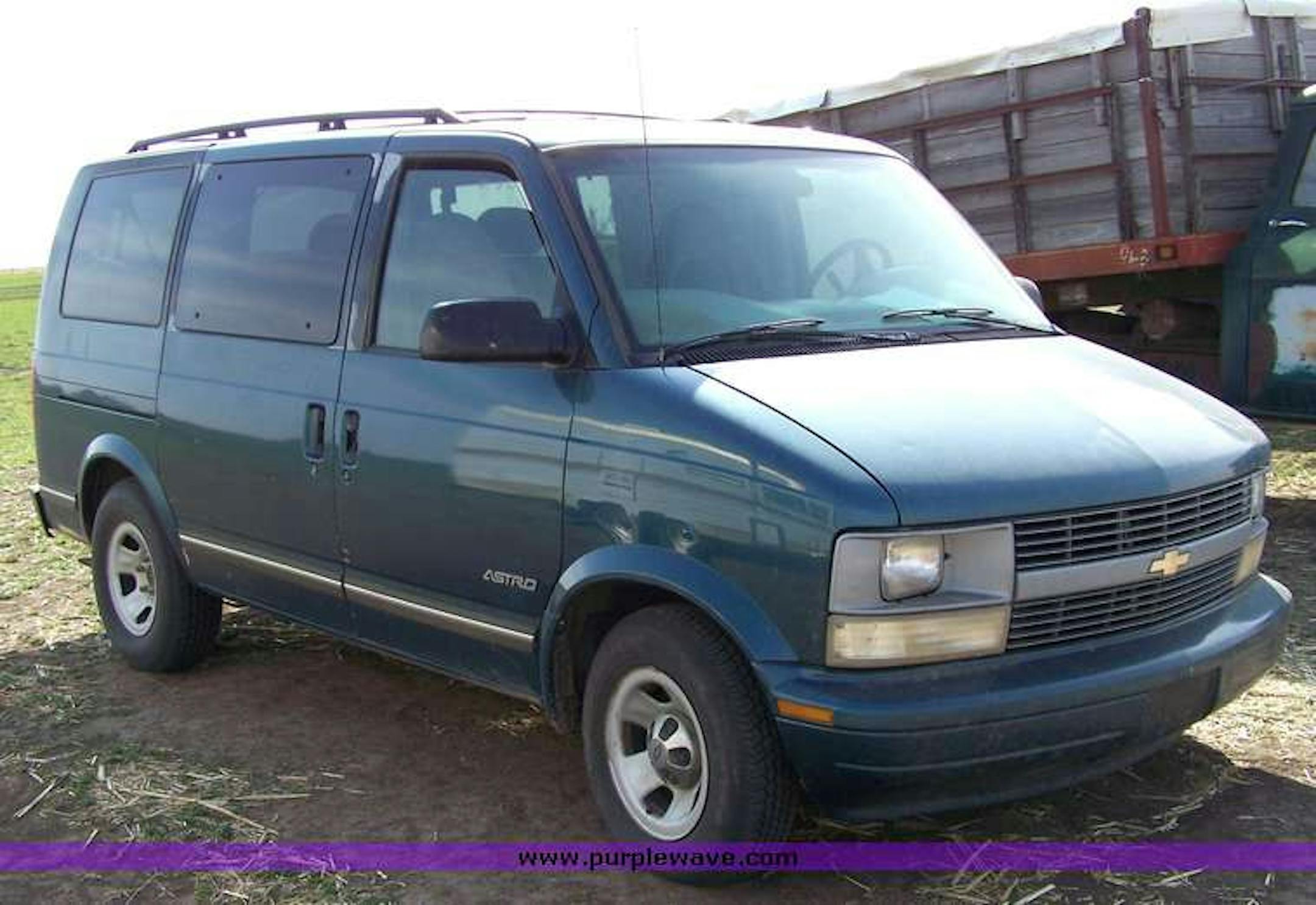 A blue van similar to this one is being sought by police. Its license plate is Minnesota 994PNY.