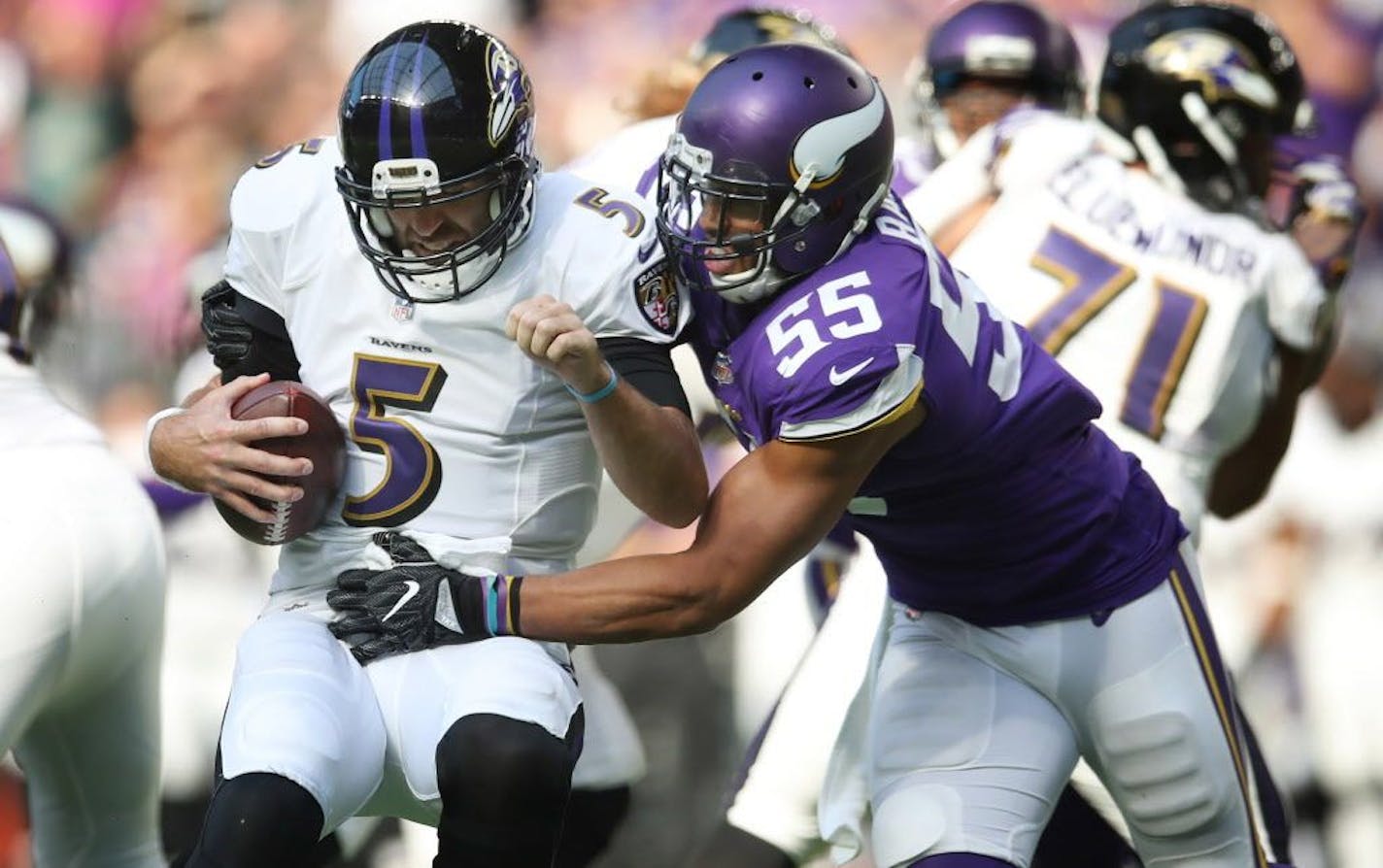 Minnesota Vikings outside linebacker Anthony Barr (55) sacks Baltimore Ravens quarterback Joe Flacco (5) in the third quarter on Sunday, Oct. 22, 2017 at U.S. Bank Stadium in Minneapolis, Minn.