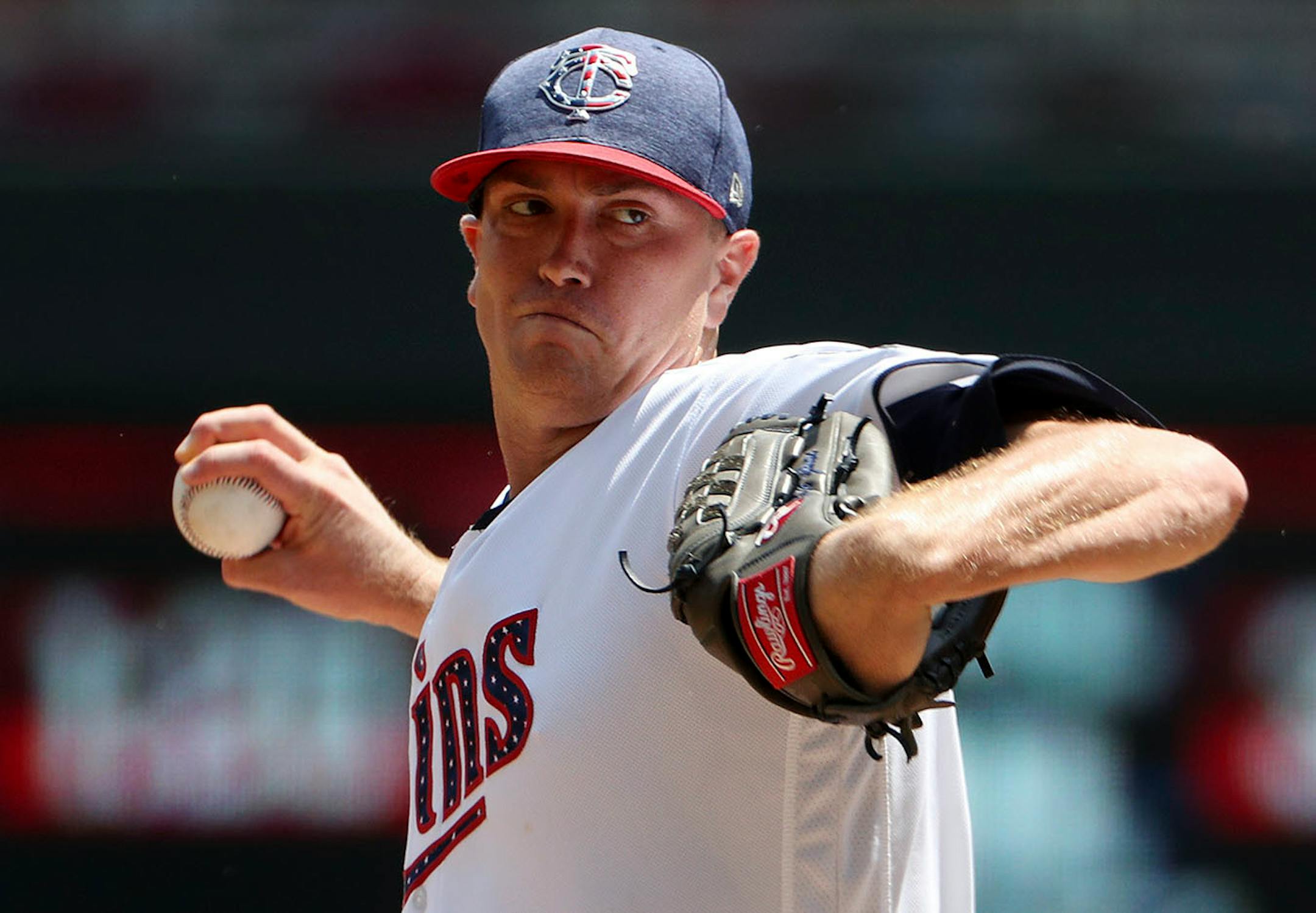 Minnesota Twins starting pitcher Kyle Gibson (44) delivered a pitch in the first inning.