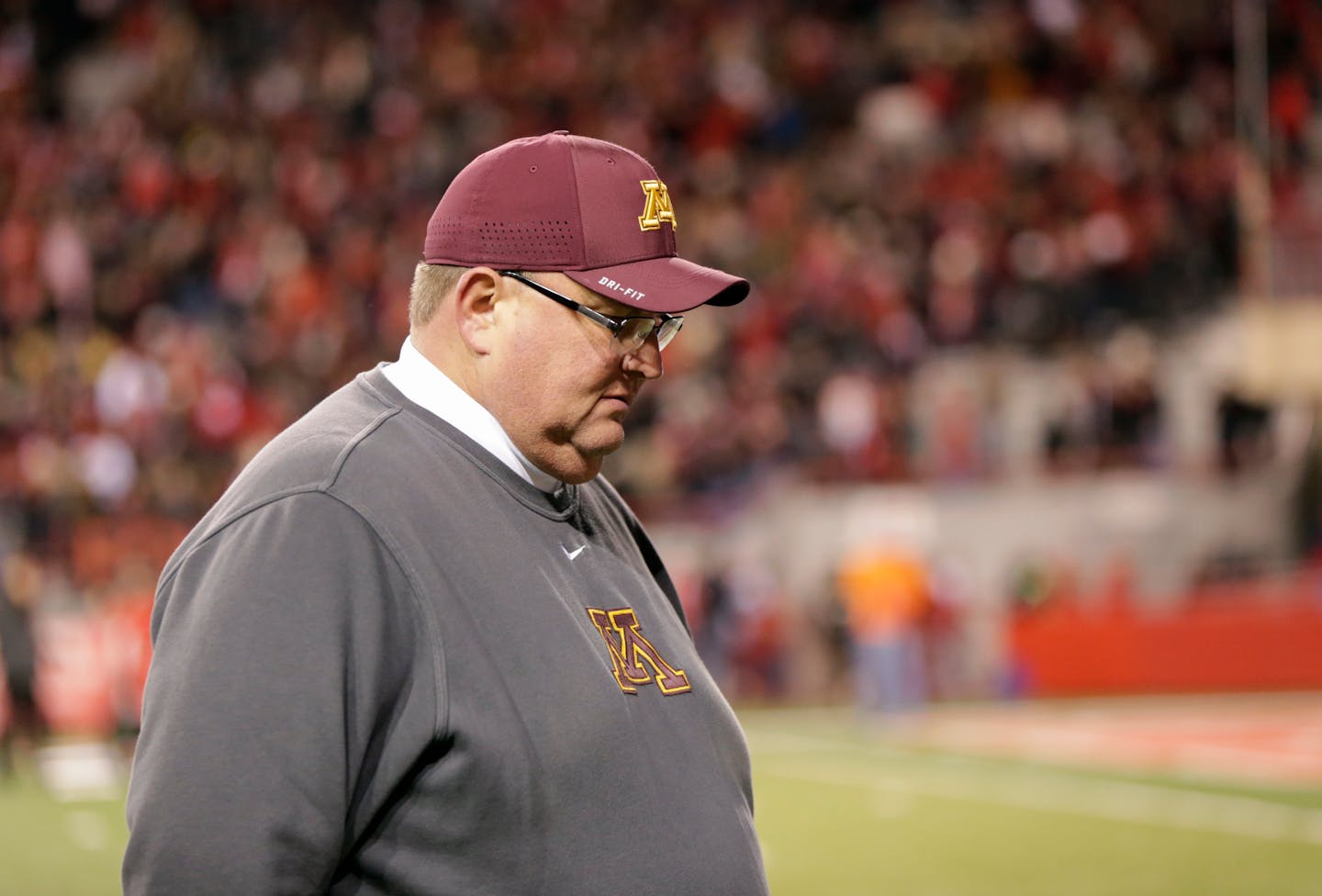 University of Minnesota Gophers football coach Tracy Claeys will hold a news conference in San Diego Wednesday previewing the team's Dec. 27 bowl game.