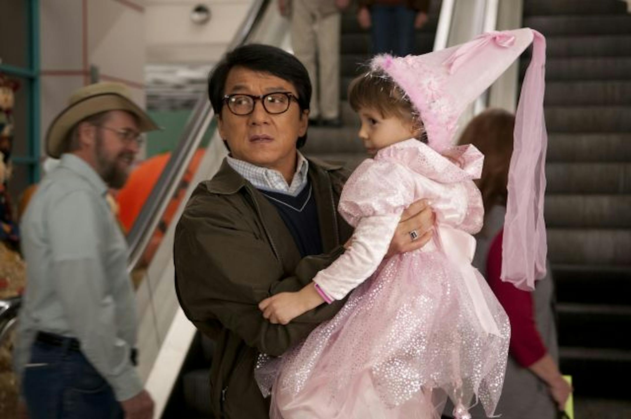 Jackie Chan (as Bob Ho) and Alina Foley (as Nora) star in THE SPY NEXT DOOR. Photo credit: Colleen Hayes/Lionsgate