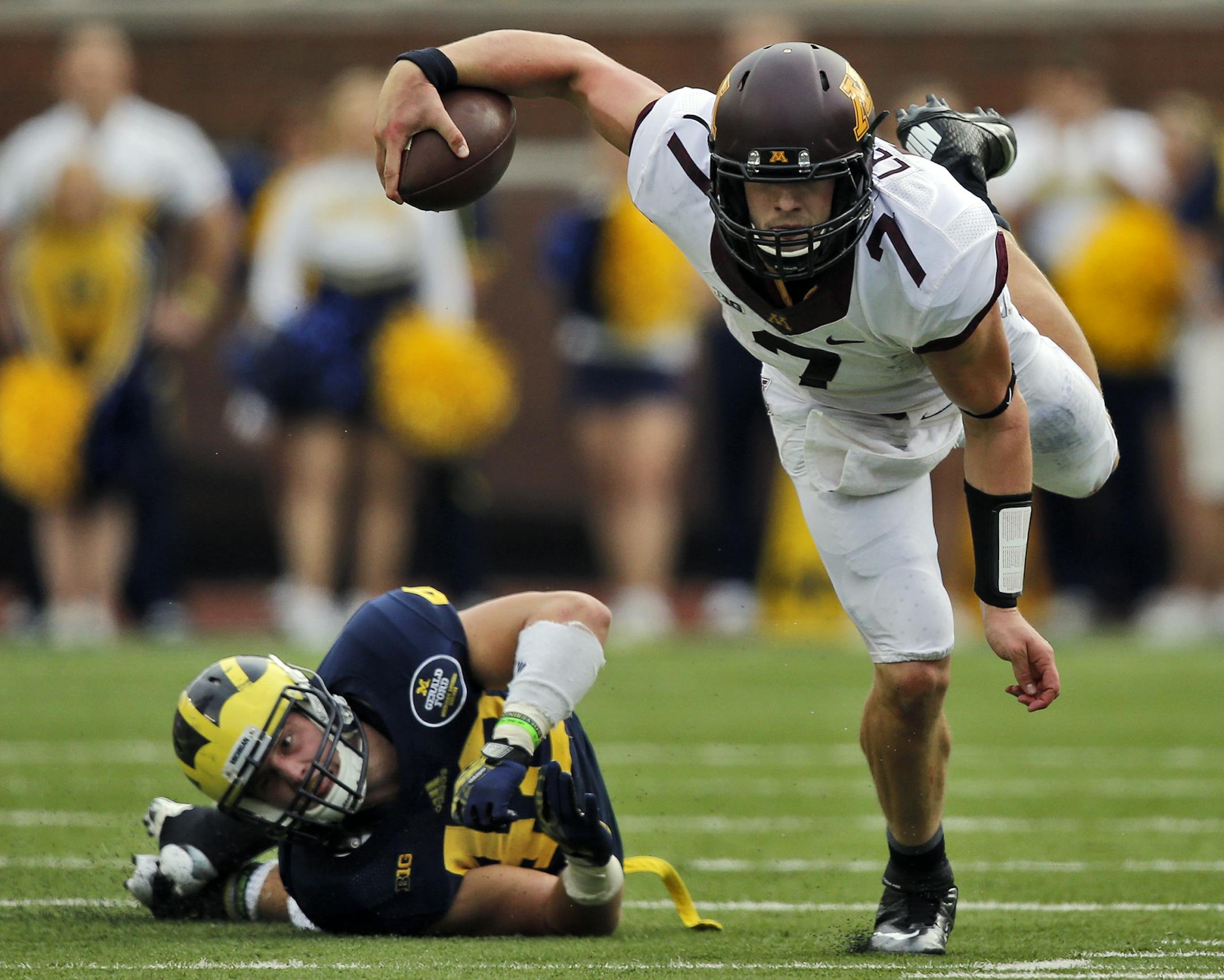Gophers quarterback Mitch Leidner
