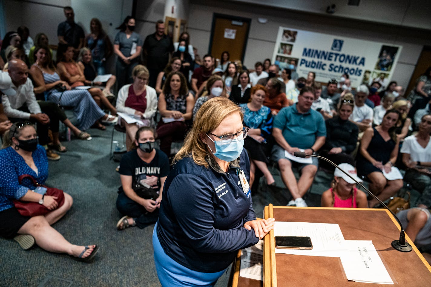 In Minnetonka, Minnesota on August 19, 2021, Dr. Elizabeth Reed spoke in favor of using masks in schools. The Minnetonka School Board held a work session and meeting that involved public comment — including on whether the district should mandate masks this fall. ] RICHARD TSONG-TAATARII • richard.tsong-taatarii@startribune.com