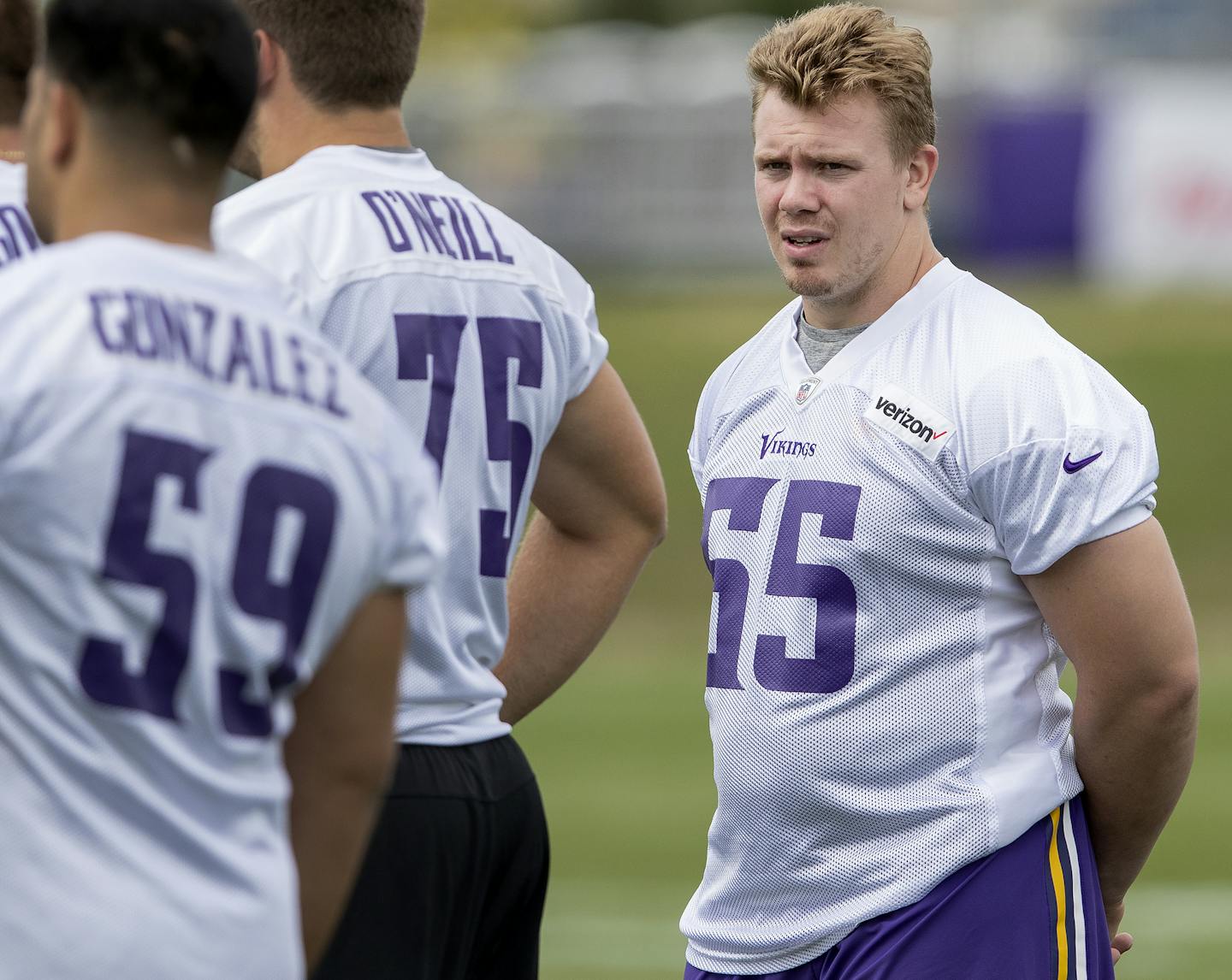 With Vikings center Pat Elflein (55) still on the PUP list, the team traded for Giants center Brett Jones on Sunday.