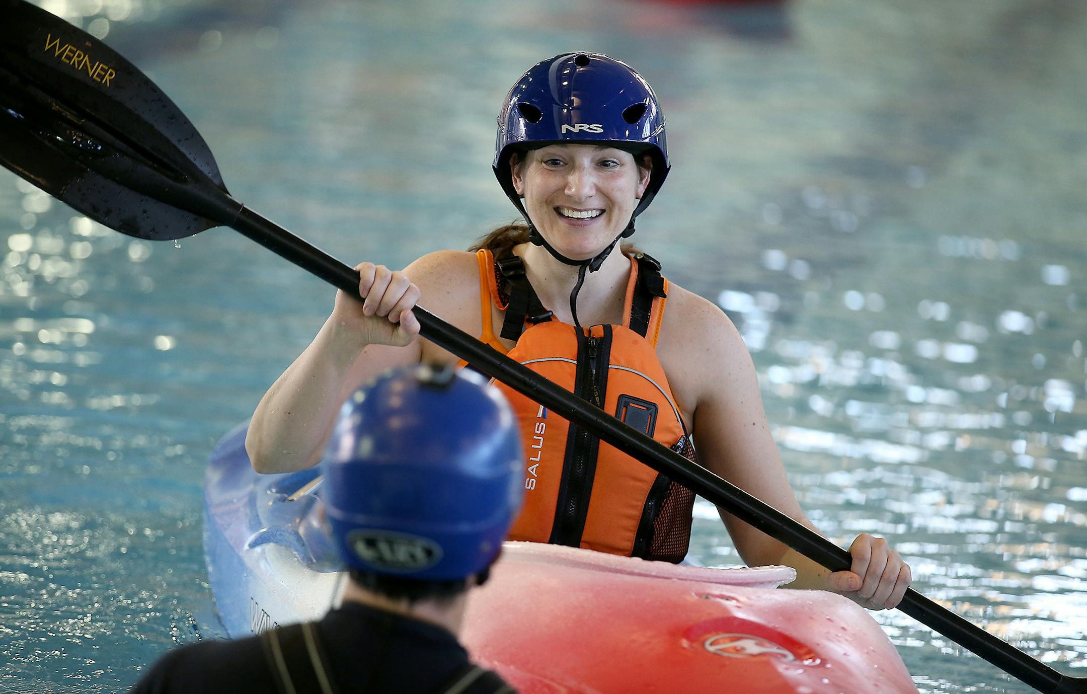 Patricia Fields, a military veteran, navigated her way in and around the Edinborough Park pool in a kayak during lessons from instructor Bill Kabitz, of Team River Runner, Friday, March 14, 2016 in Edina, MN. ] (ELIZABETH FLORES/STAR TRIBUNE) ELIZABETH FLORES • eflores@startribune.com