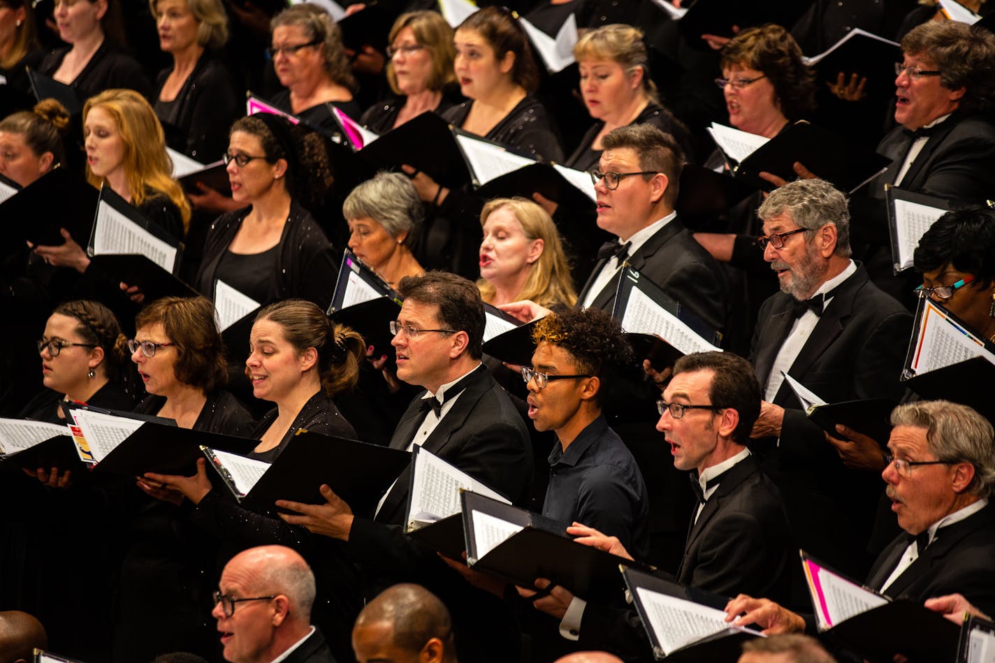 Minnesota Chorale will perform Bach's "Christmas Oratorio" with the Minnesota Orchestra.