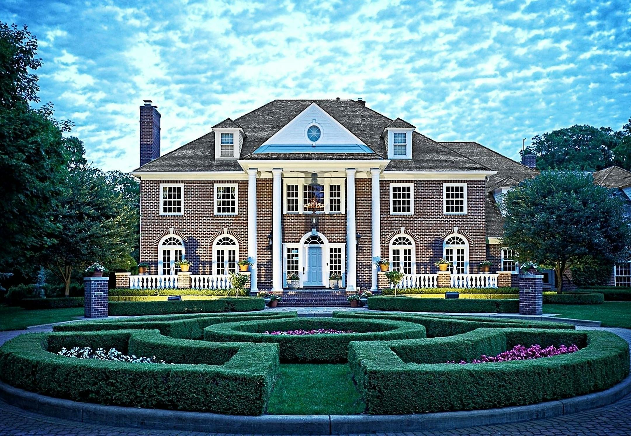Cyling champion Greg LeMond's Medina estate for sale for $4.985 million. Credit 20/20 Photography
