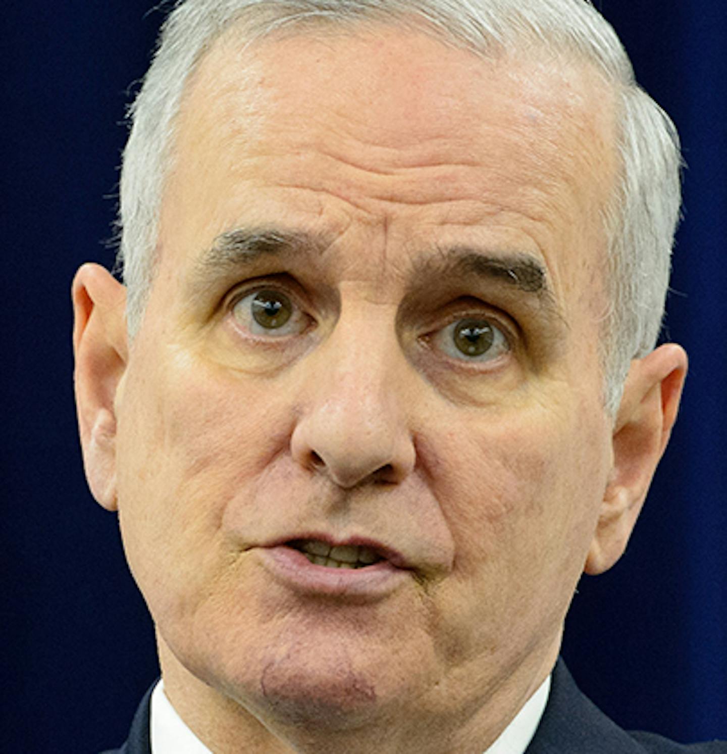 Gov. Mark Dayton, joined key DFL legislators to say that he would veto a budget bill if it includes several provisions he and DFL leaders see as undermining disclosure of special interest spending on elections. ] GLEN STUBBE * gstubbe@startribune.com Monday, May 4, 2015 ORG XMIT: MIN1505041315020735