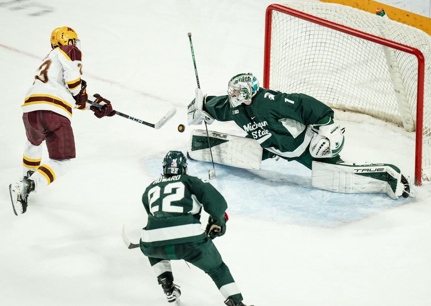 Gophers Jimmy Clark, scored the winning goal during overtime on a shot pass, Michigan State's goal keeper Trey Augustine Sunday November 26,2023 in, Minneapolis, Minn. ] JERRY HOLT • jerry.holt@startribune.com