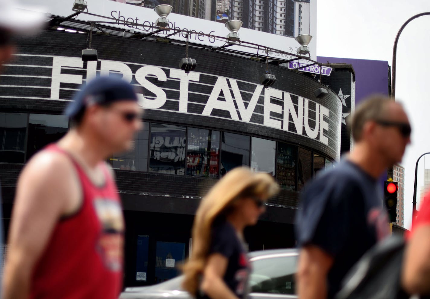 Twins fans filed past First Avenue Thursday morning for a noon game. Three people were injured when a section of the ceiling collapsed.