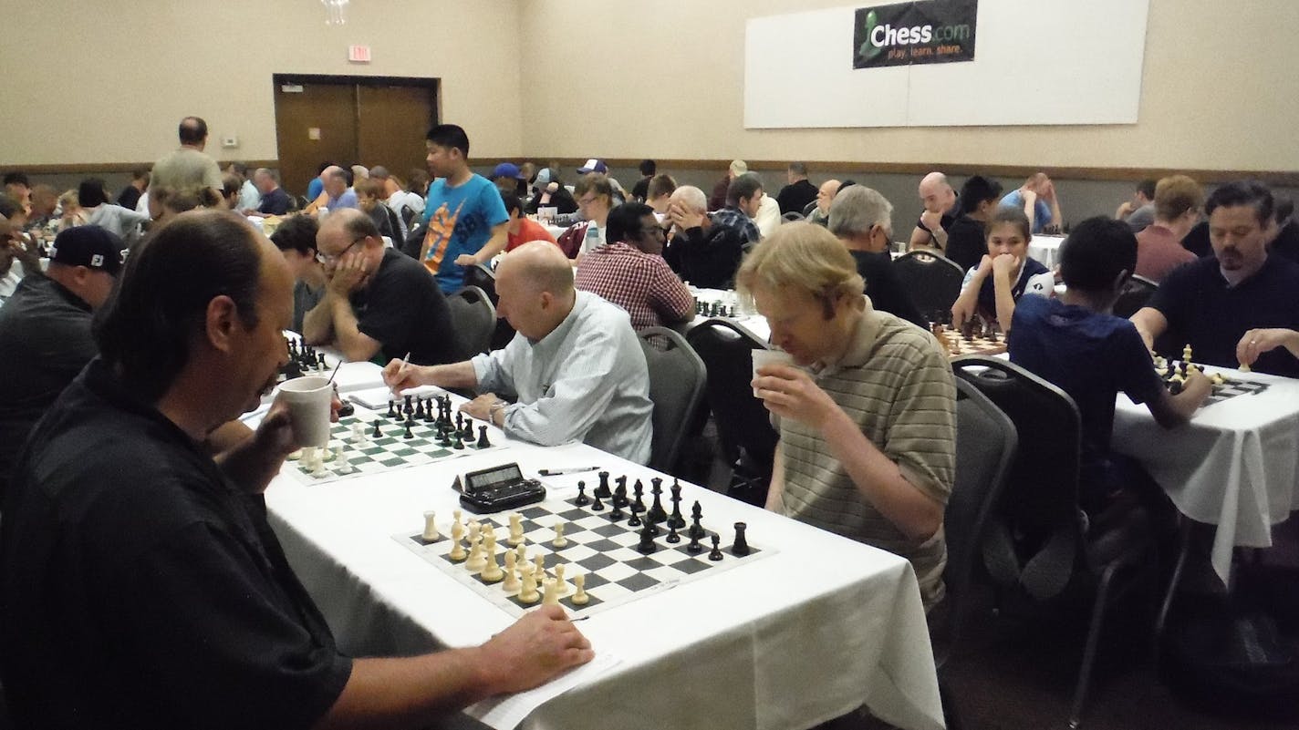 Grandmaster Bryan Smith (center, foreground) is registered to play again in the Twin Ports Open in Superior, Wis.