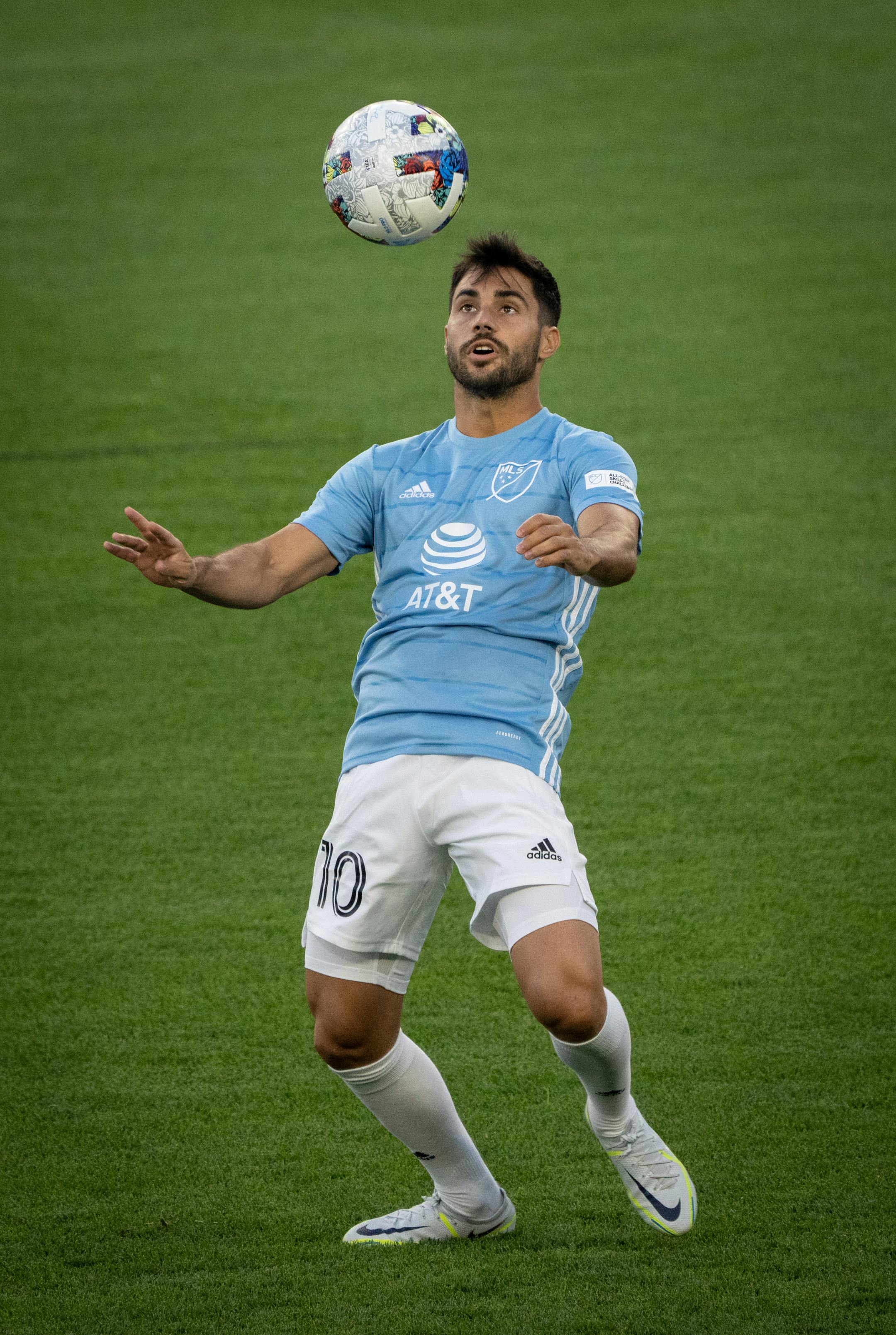 New England Revolution midfielder Carles Gil (10) competes in the Touch Challenge.