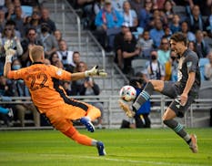 Minnesota United midfielder Adrien Hunou (23) missed a second-half shot on Colorado Rapids goalkeeper William Yarbrough on Sunday.