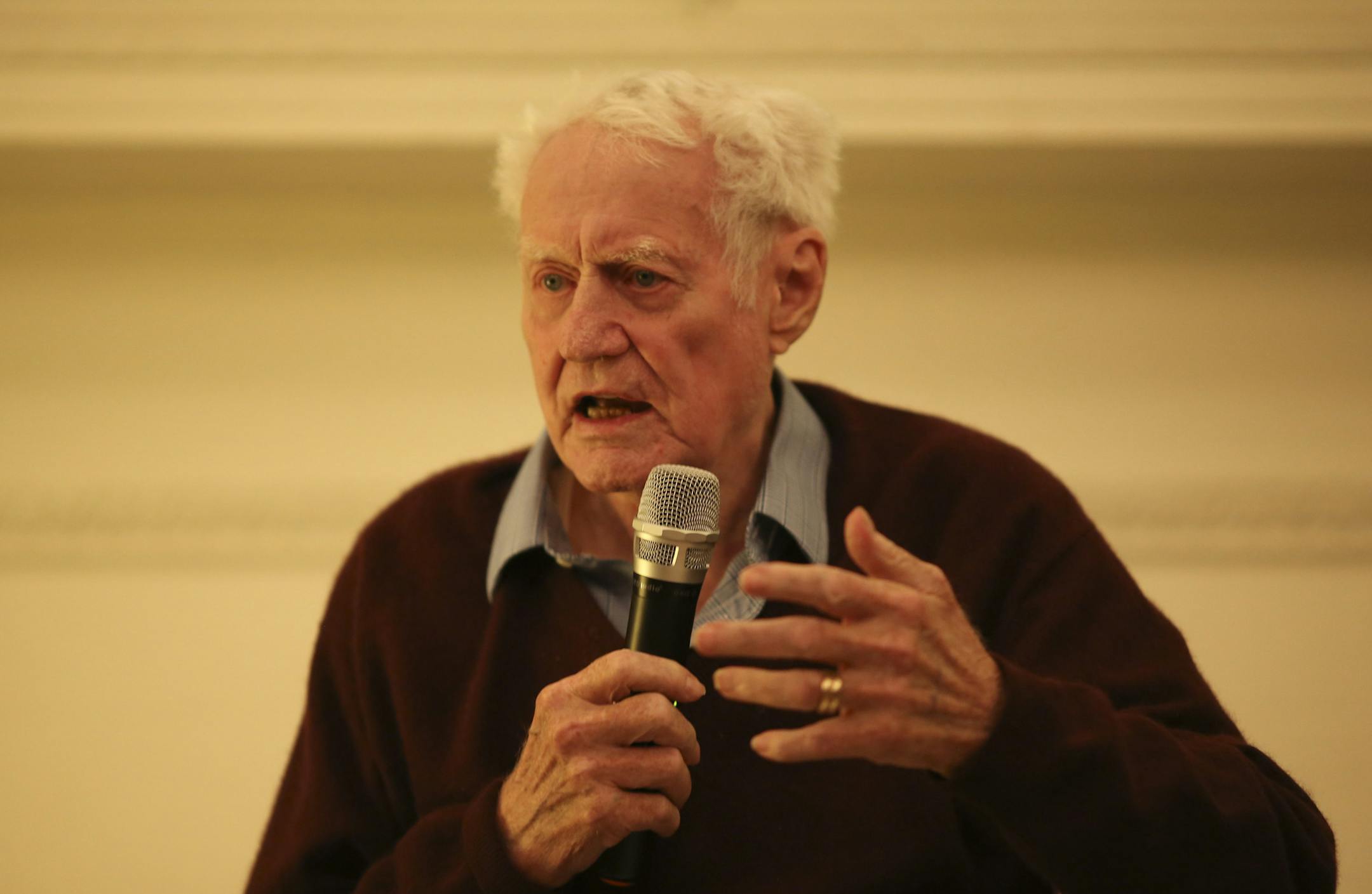 Robert Bly during his reading at the University Club Tuesday night. ] JEFF WHEELER ‚Ä¢ jeff.wheeler@startribune.com Robert Bly headlined a group of four notable poets on Tuesday evening, April 15, 2014 at the Carol Connolly's monthly Readings by Writers event at the University Club in St. Paul. Bly is 87 and nearing the end of his long and venerable career.
