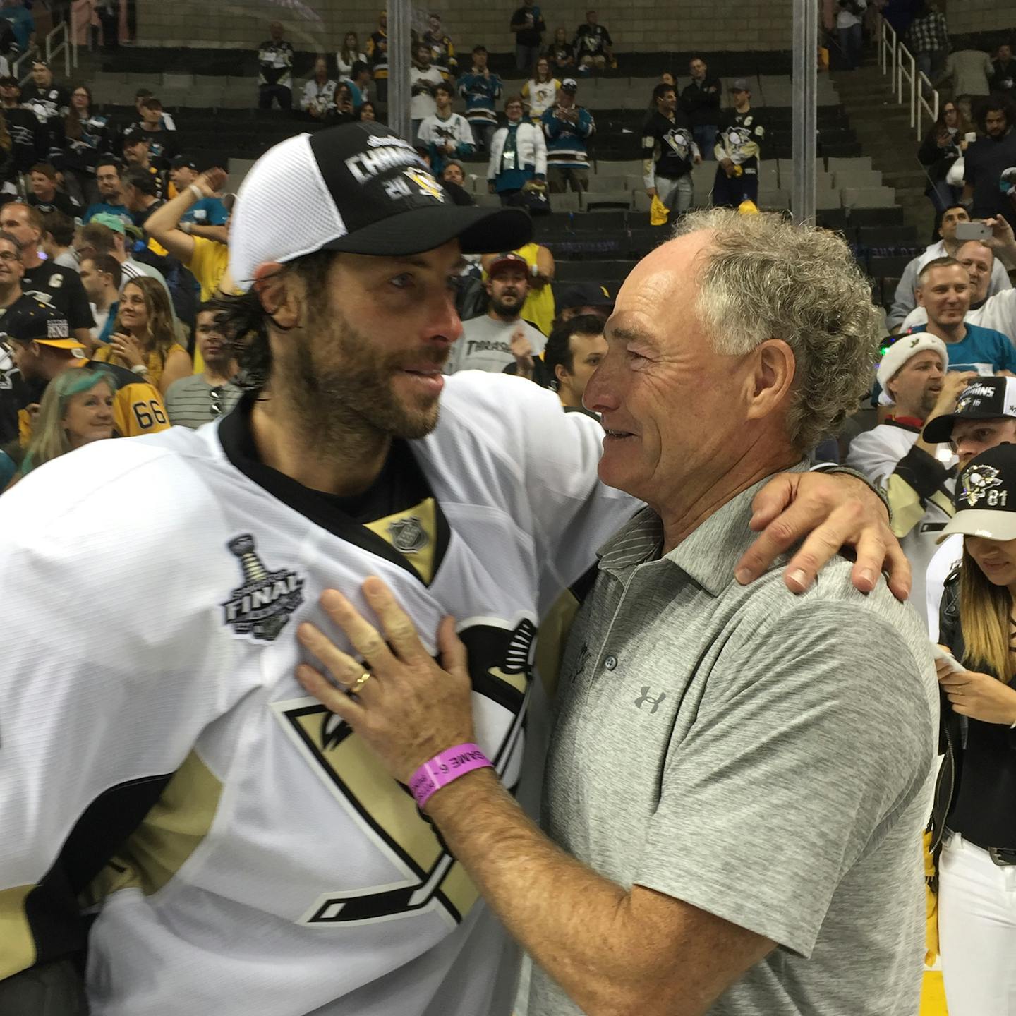 Matt Cullen with his father after winning the Stanley Cup on June 12, 2016, in San Jose, Calif.