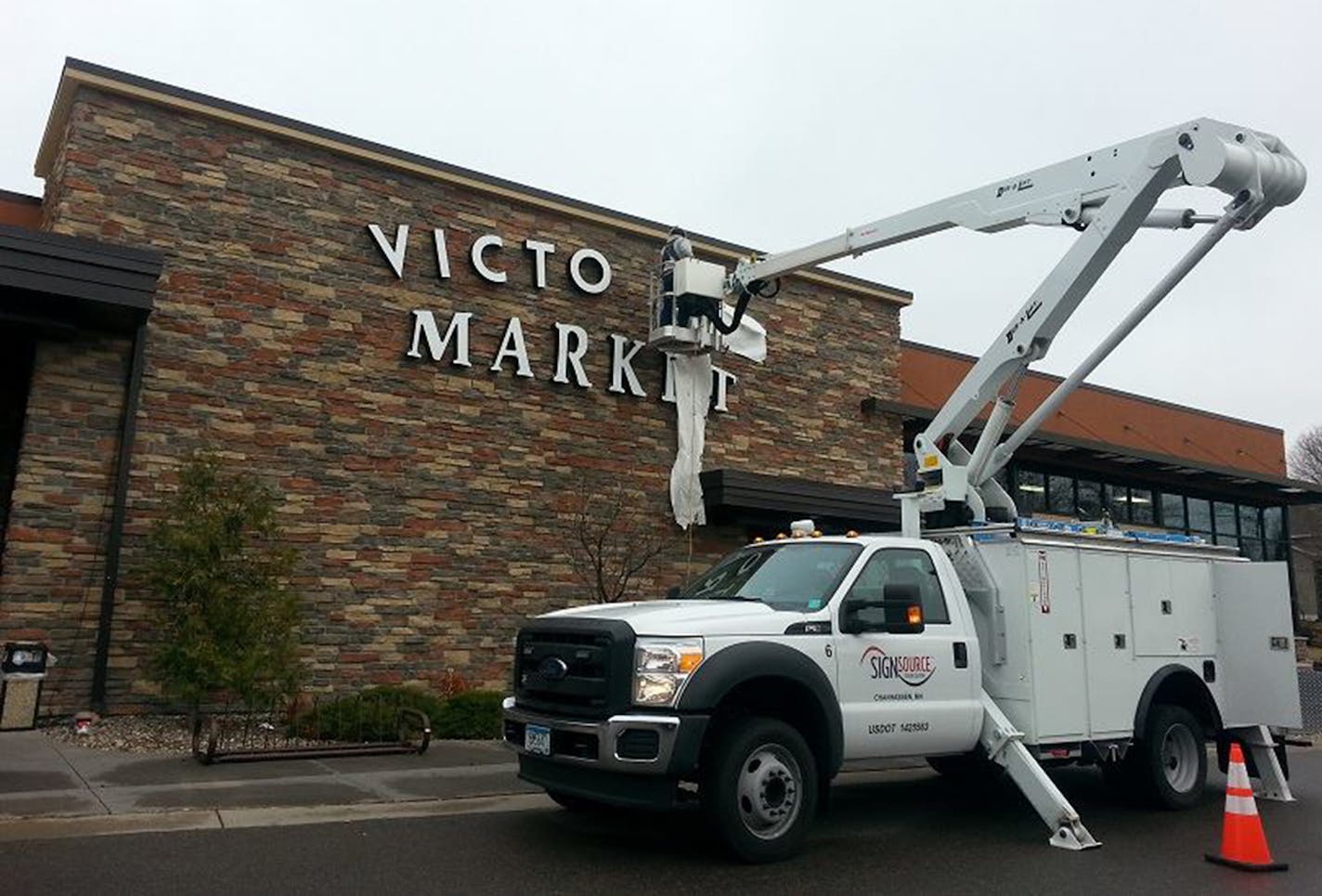 Victoria's Market Grocery in Victoria, MN. facebook.com/victoriasmarketmn ORG XMIT: vUHeEGNP-D5w1GbnHsCS