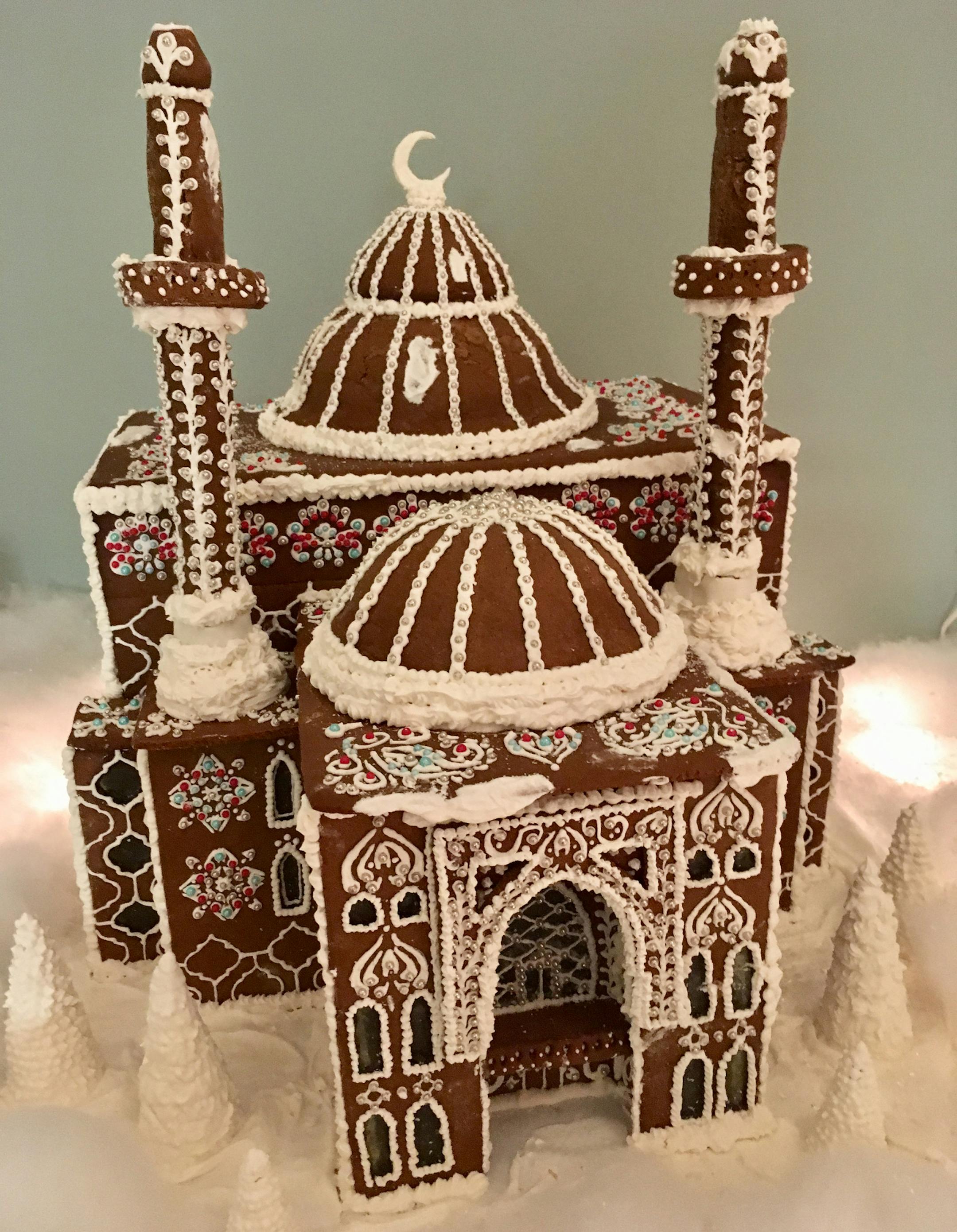 "Mosque" by Colette Bartkowski of Edina was voted ìPeopleís Choiceî adult winner at Norway Houseís Gingerbread Wonderland. Photo by Lee Svitak Dean