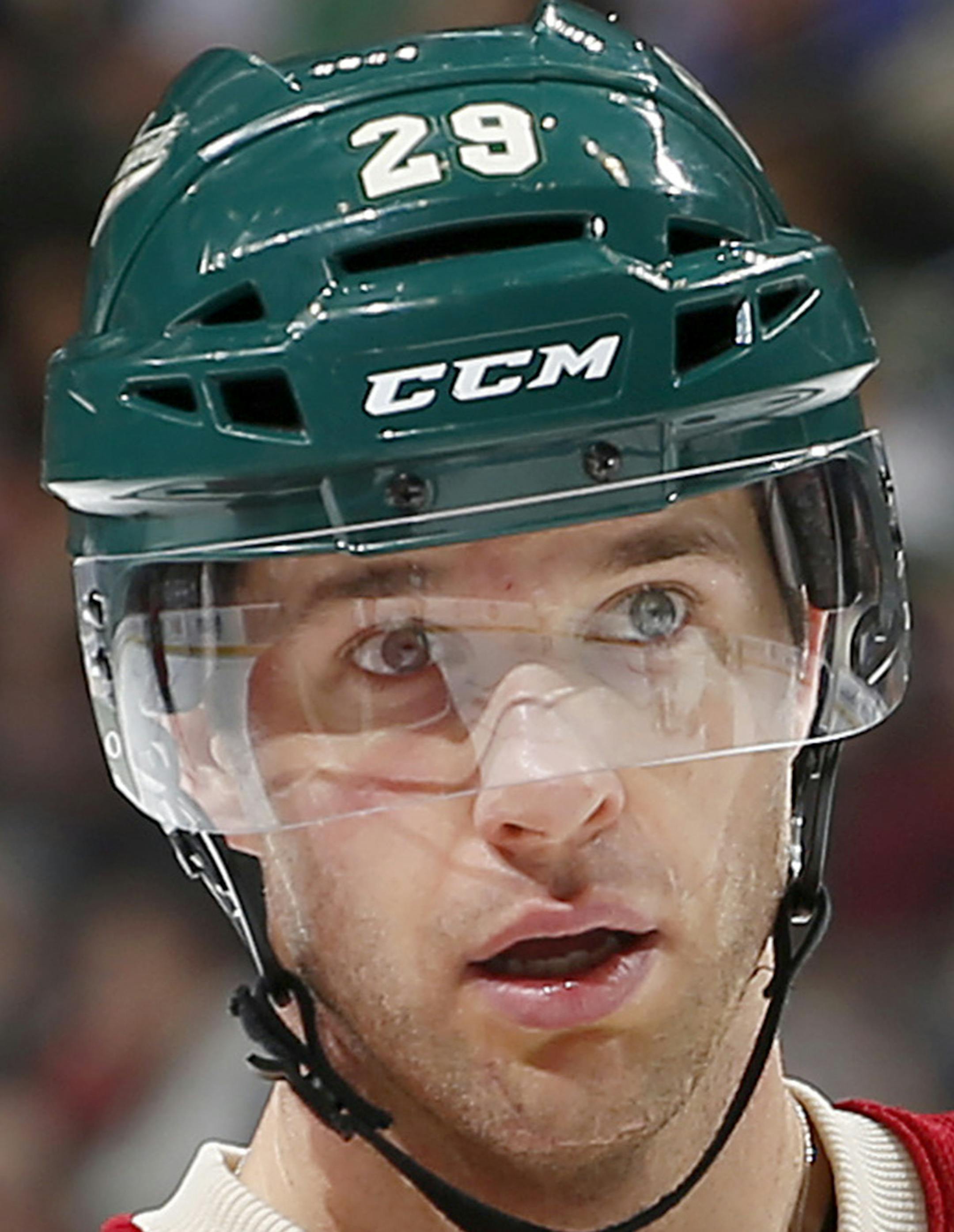 Minnesota Wild Mikko Koivu and Jason Pominville (29). ] CARLOS GONZALEZ &#xef; cgonzalez@startribune.com - January 25, 2016, St. Paul, MN, Xcel Energy Center, NHL, Hockey, Minnesota Wild vs. Arizona Coyotes