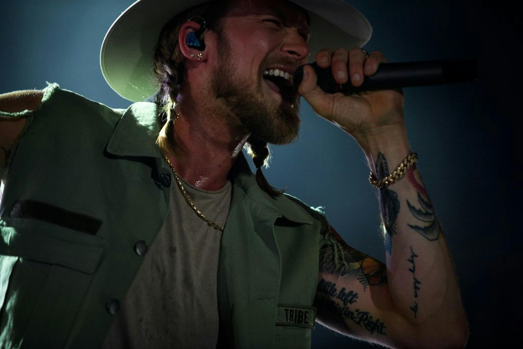 Florida Georgia Line's Brian Kelley performed Saturday night at Target Field.