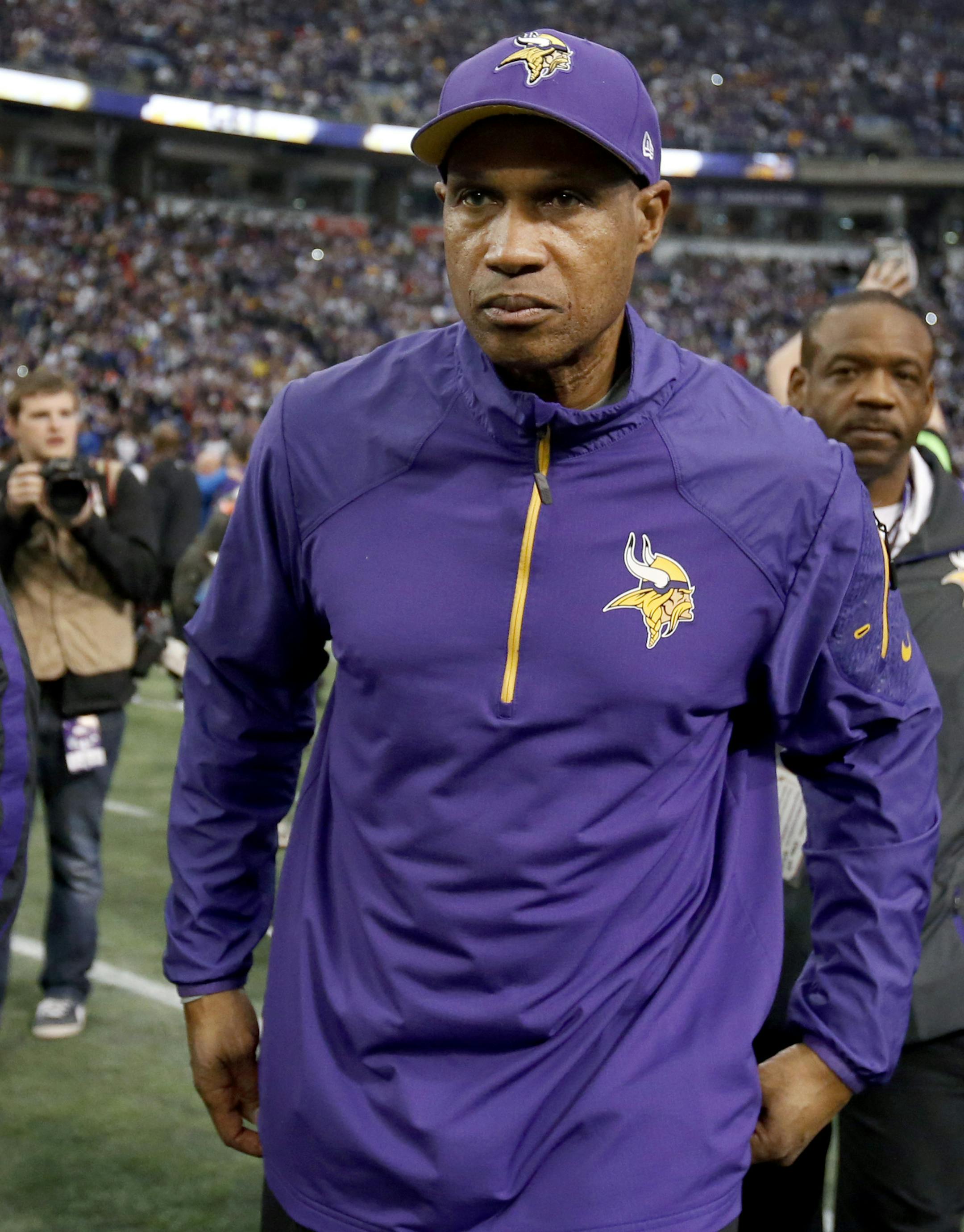 Minnesota Vikings head coach Leslie Frazier walked off the field at the end of the game. Minnesota beat Detroit by a final score of 14-13. ] CARLOS GONZALEZ cgonzalez@startribune.com - December 29, 2013, Minneapolis, Minn., Mall of America Field, The Metrodome, NFL, Minnesota Vikings vs. Detroit Lions, Final Game the Dome