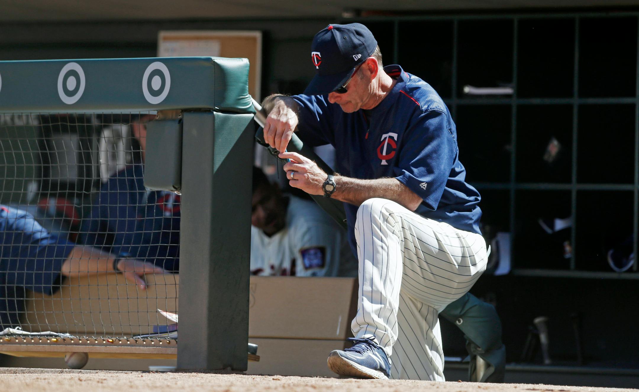 Minnesota Twins manager Paul Molitor looks down during the late innings of the Twins' 17-6 loss to the Houston Astros in a baseball game Wednesday, May 31, 2017 in Minneapolis. The Astros swept the three-game series. (AP Photo/Jim Mone)