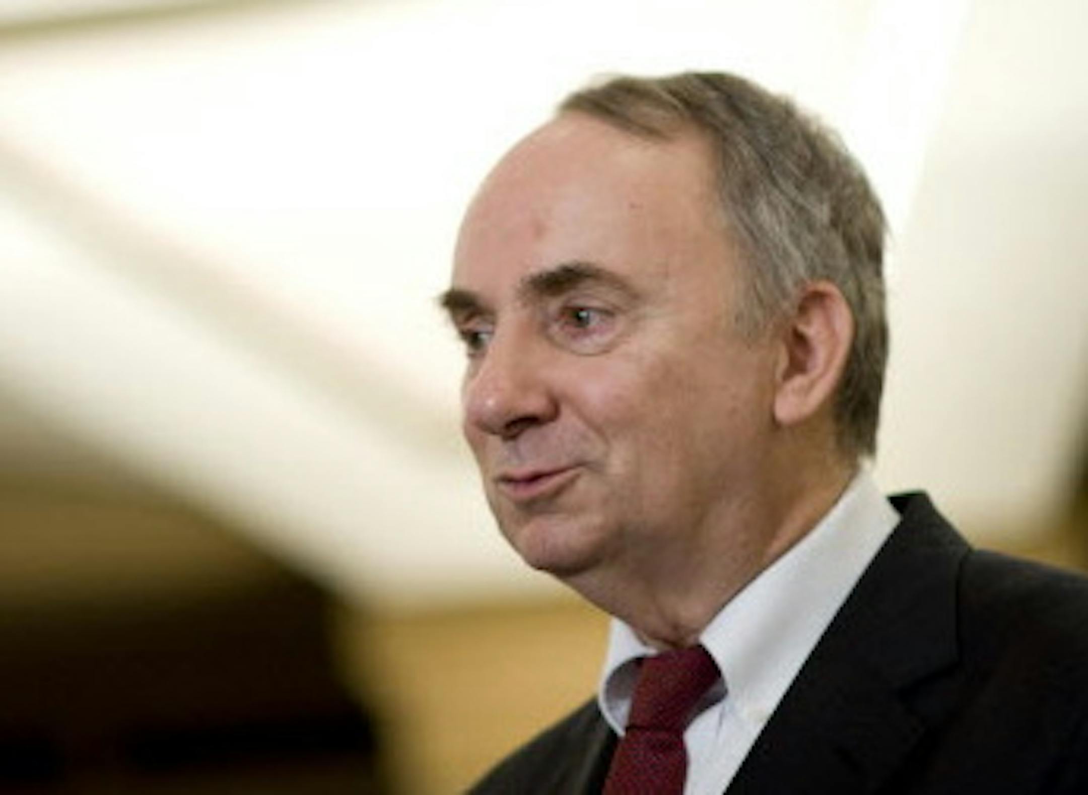 GLEN STUBBE • gstubbe@startribune.com -- Monday, February 28, 2011 -- St. Paul, Minn. -- ] State economist Tom Stinson released the February economic forecast.