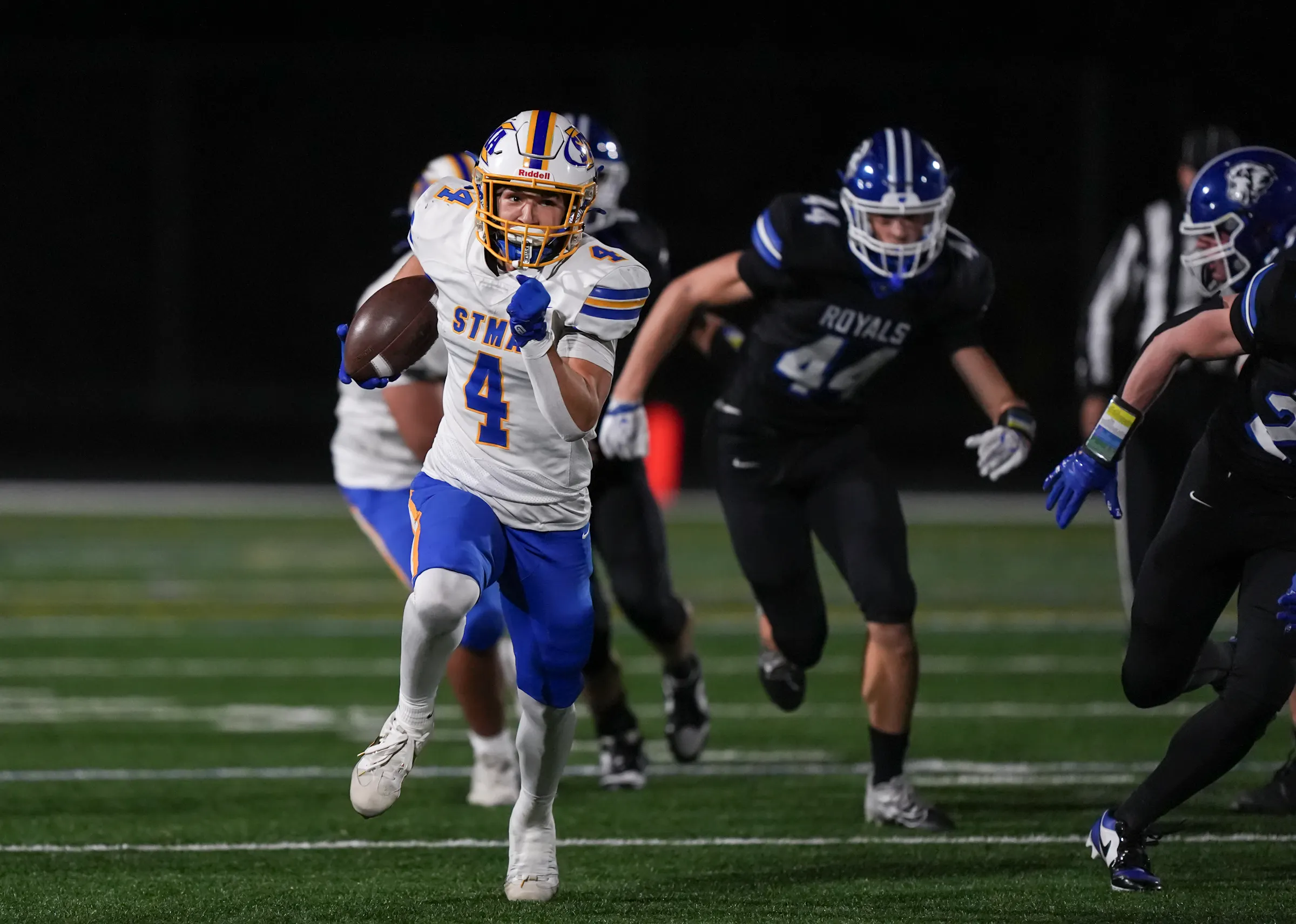MN Class 6A high school football first round playoff scores