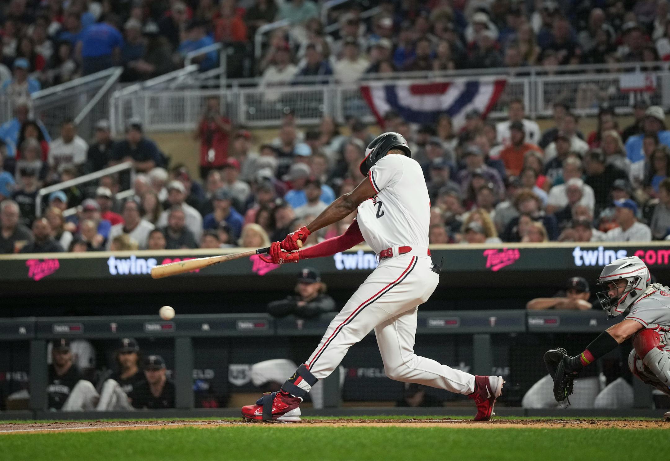 Minnesota Twins center fielder Michael A. Taylor (2) hits a single RBI in the second inning. The Minnesota Twins hosted the Los Angeles Angels at Target Field on Friday, Sept. 22, 2023 in Minneapolis, Minn. ] RENEE JONES SCHNEIDER • renee.jones@startribune.com