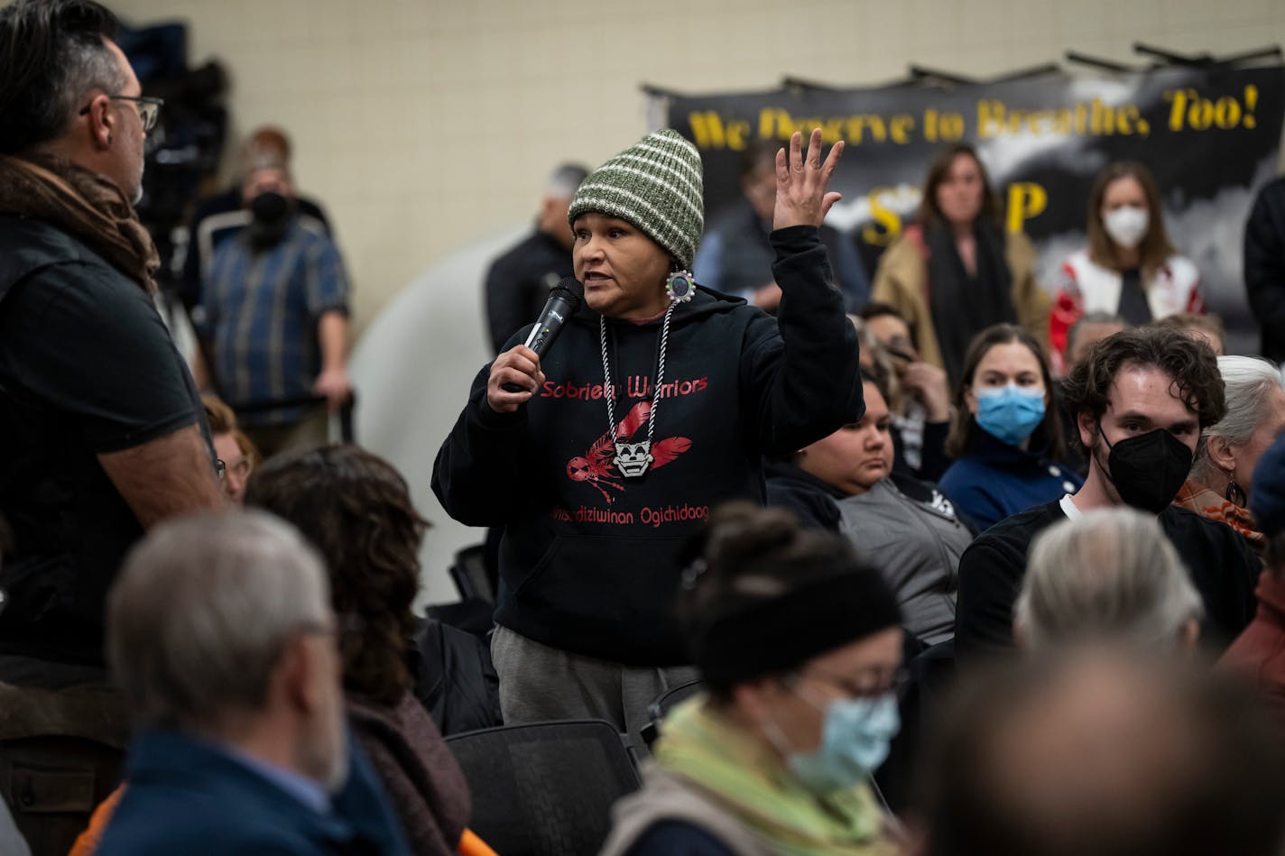 Little Earth resident Nicole Mason talks about her grandchild with severe asthma during a heated community meeting with the MPCA and the EPA about the Smith Foundry at the Phillips Community Center on Monday, Nov. 27, 2023 in Minneapolis, Minn. She says she half a block from Smith Foundry and has lived with a weird smell and dust in the air. ] RENEE JONES SCHNEIDER • renee.jones@startribune.com