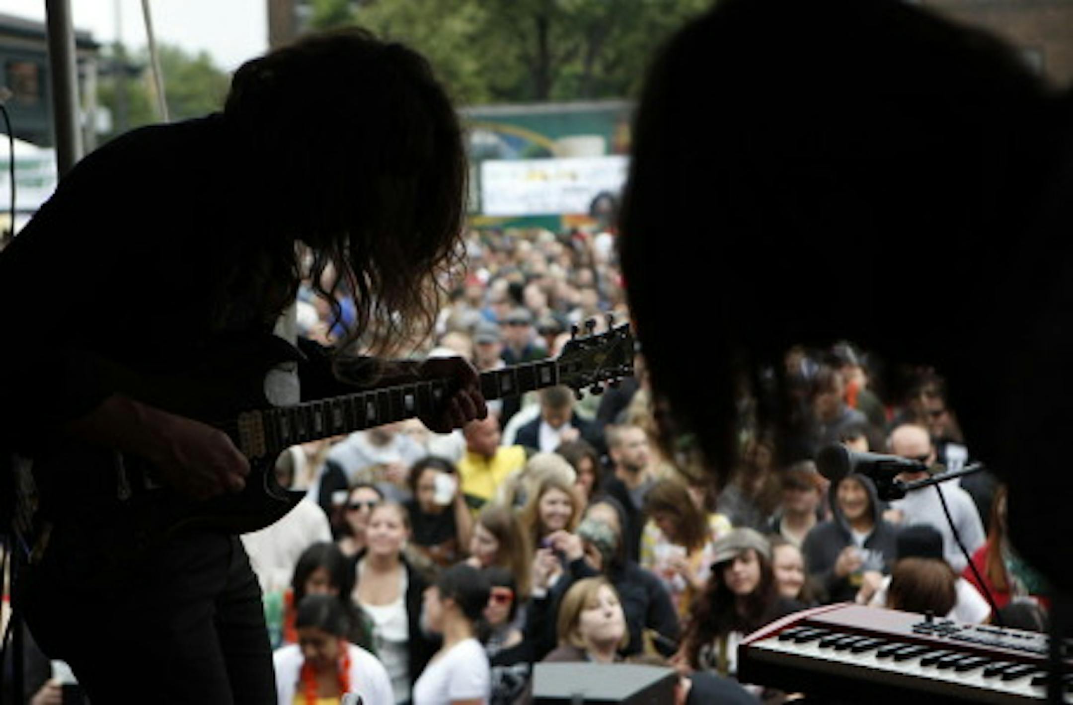 Solid Gold in the zone at last year's Rock the Garden / Carlos Gonzalez, Star Tribune